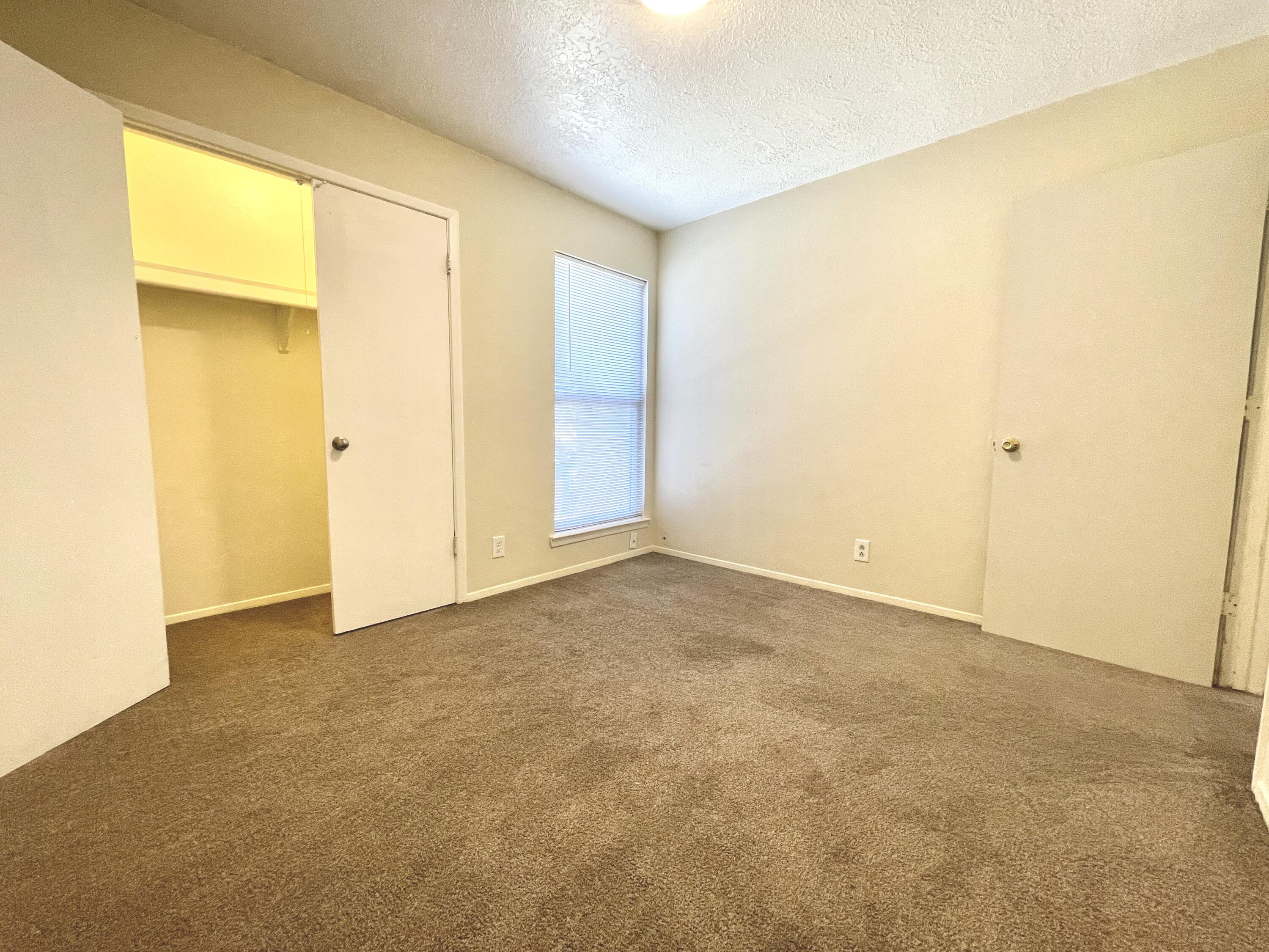 Photo 6 — 4601 Carlisle Boulevard NE APT D2