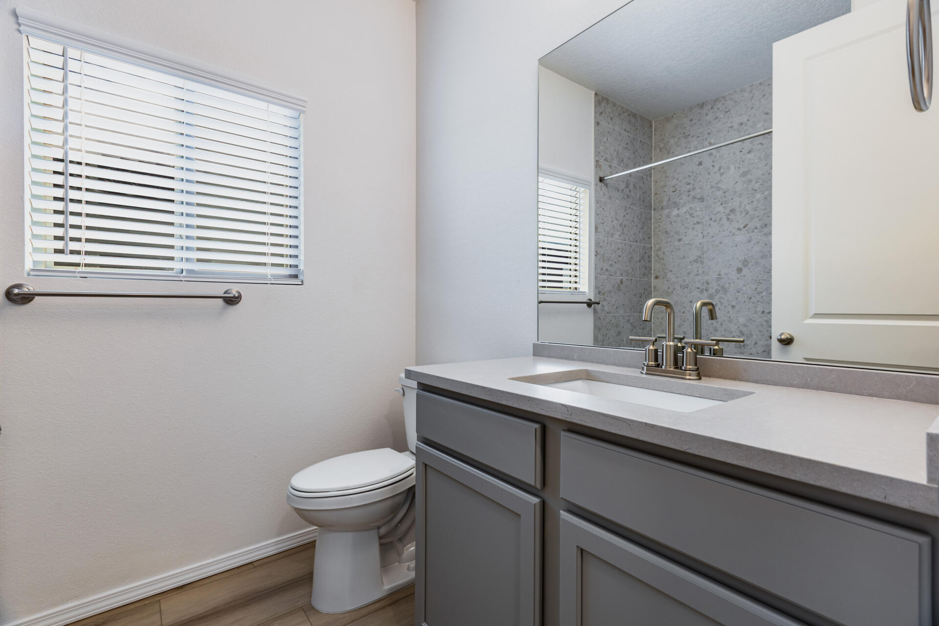 Photo 8 — 1553 Valle De Colores Road NW