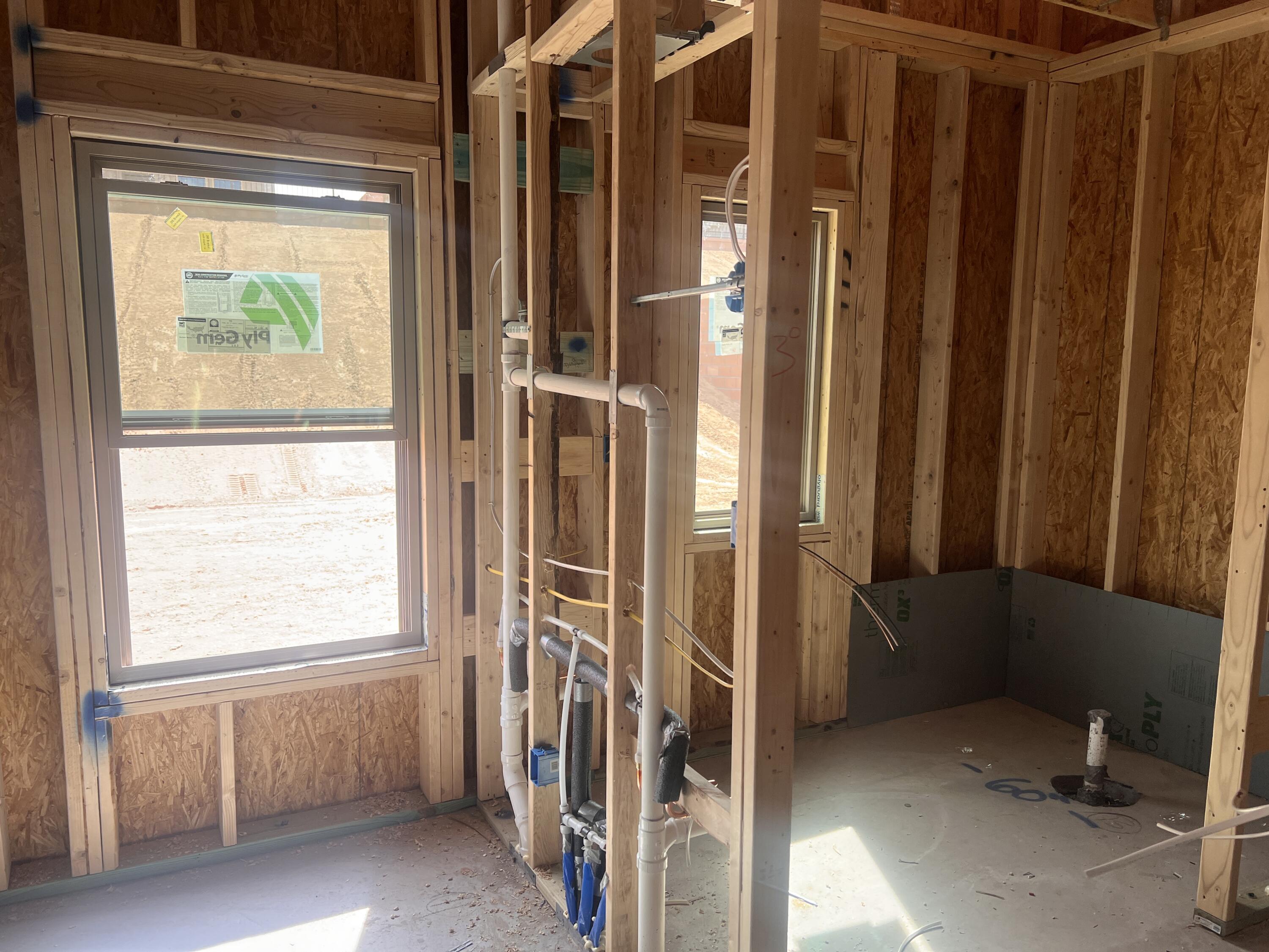 Photo 17 — 1553 Valle De Colores Road NW