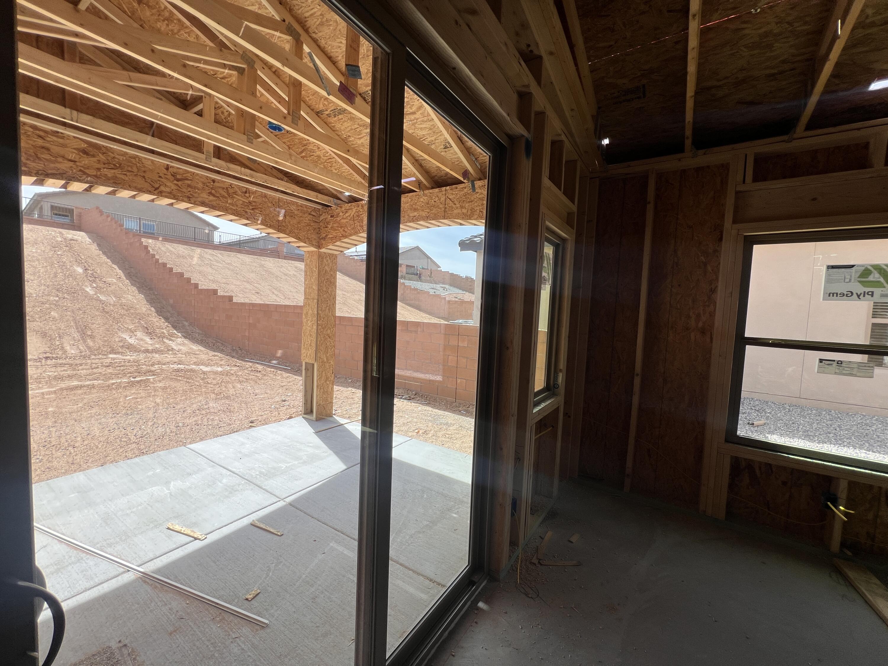 Photo 20 — 1553 Valle De Colores Road NW