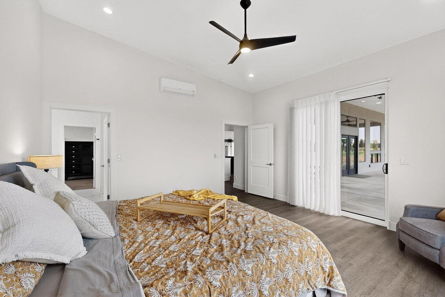 Photo 11 — 53 Blanco Drive