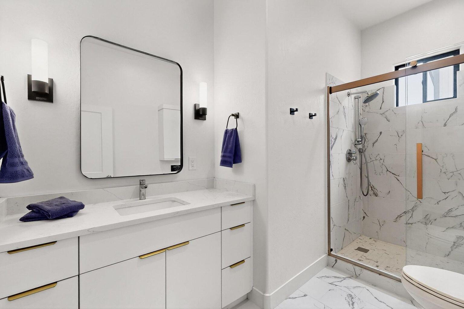 Photo 7 — 53 Blanco Drive