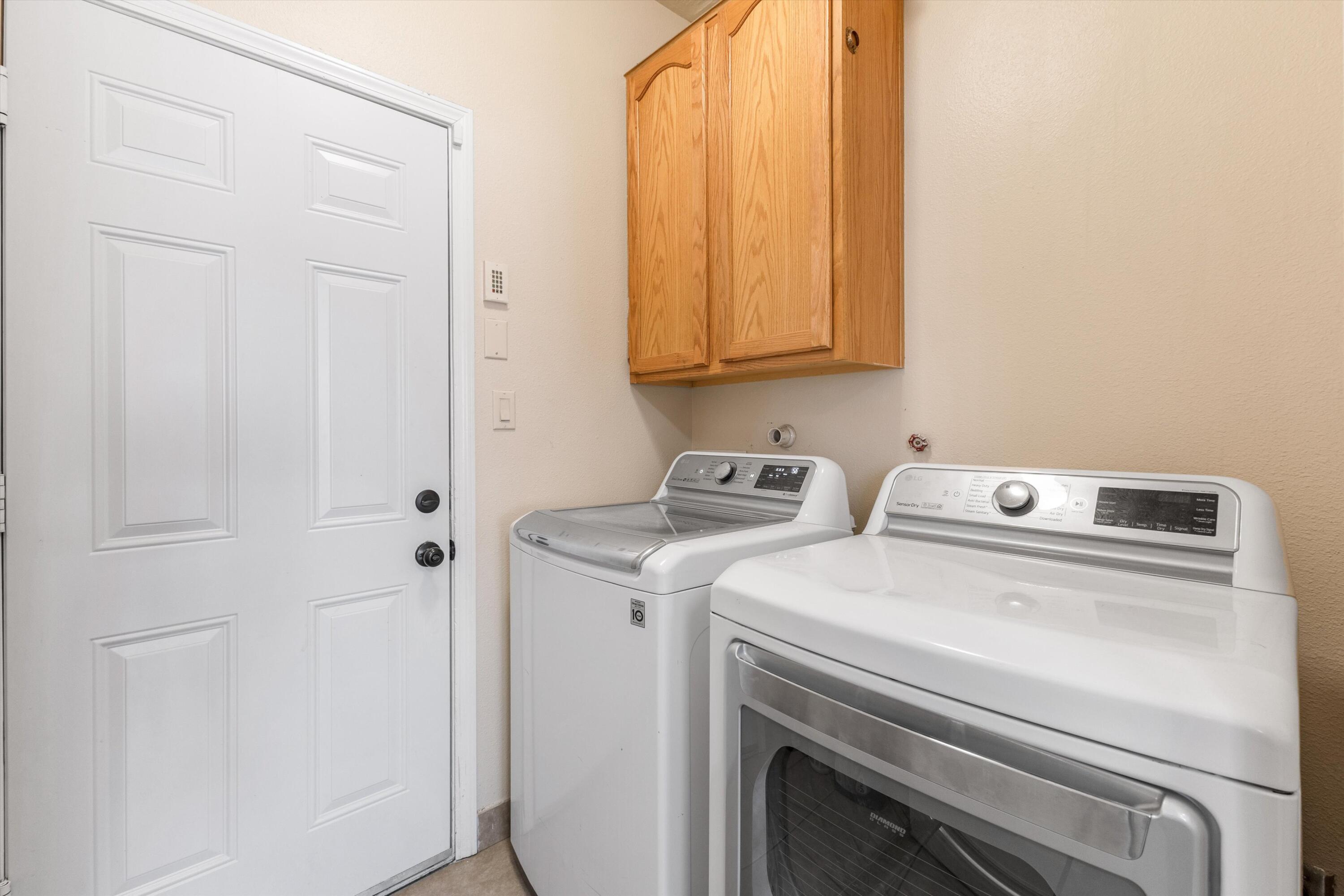 Photo 17 — 7315 Inwood Court NW