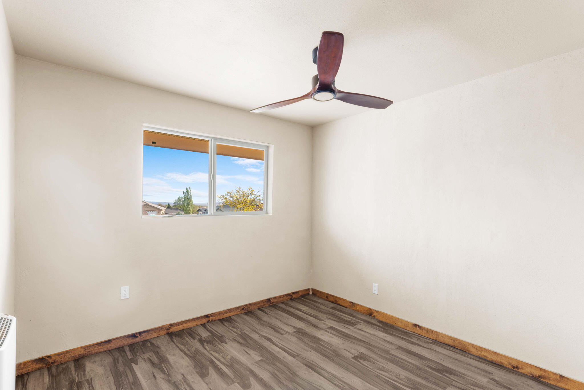 Photo 9 — 101 Green Ash Court