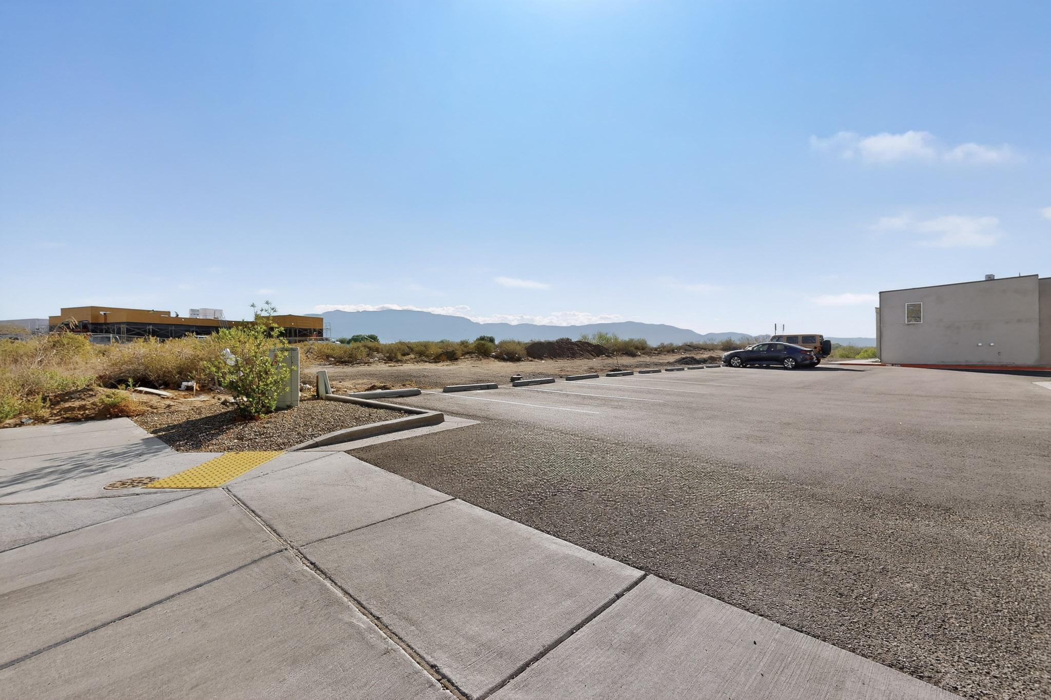 Photo 5 — 9368 Valley View Drive NW