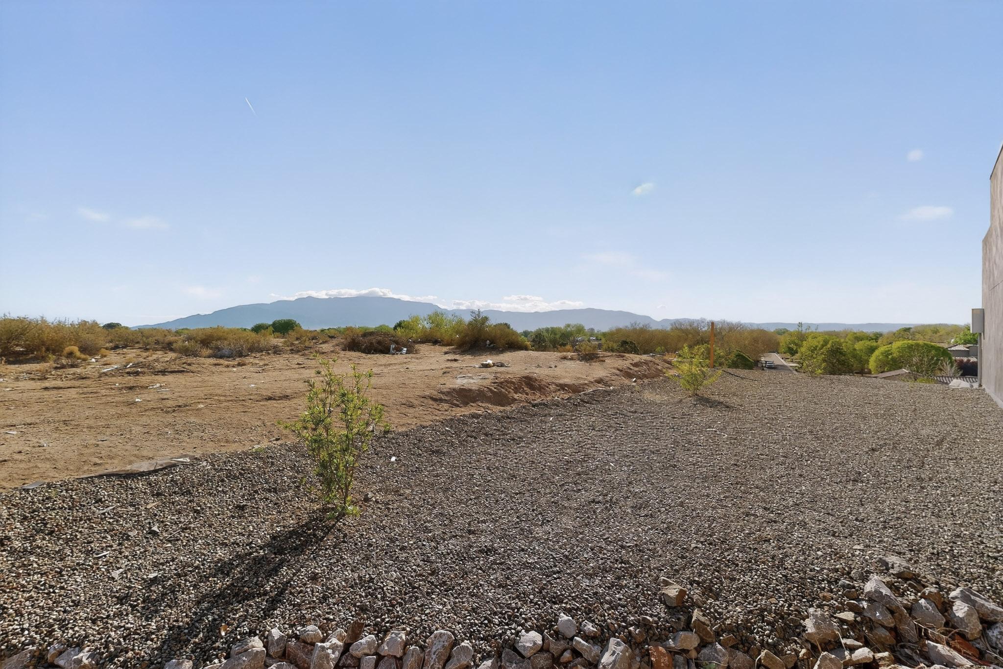 Photo 4 — 9368 Valley View Drive NW