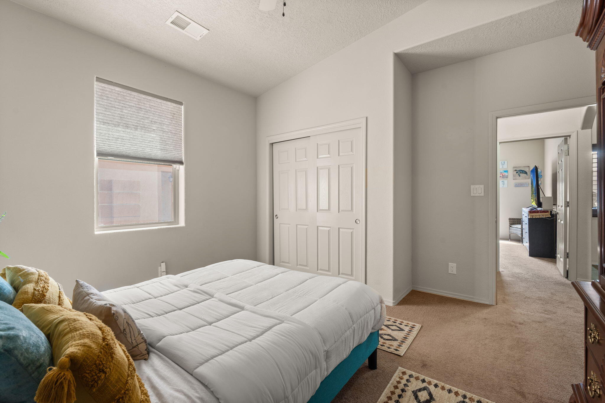 Photo 17 — 7125 Napoleon Road NE