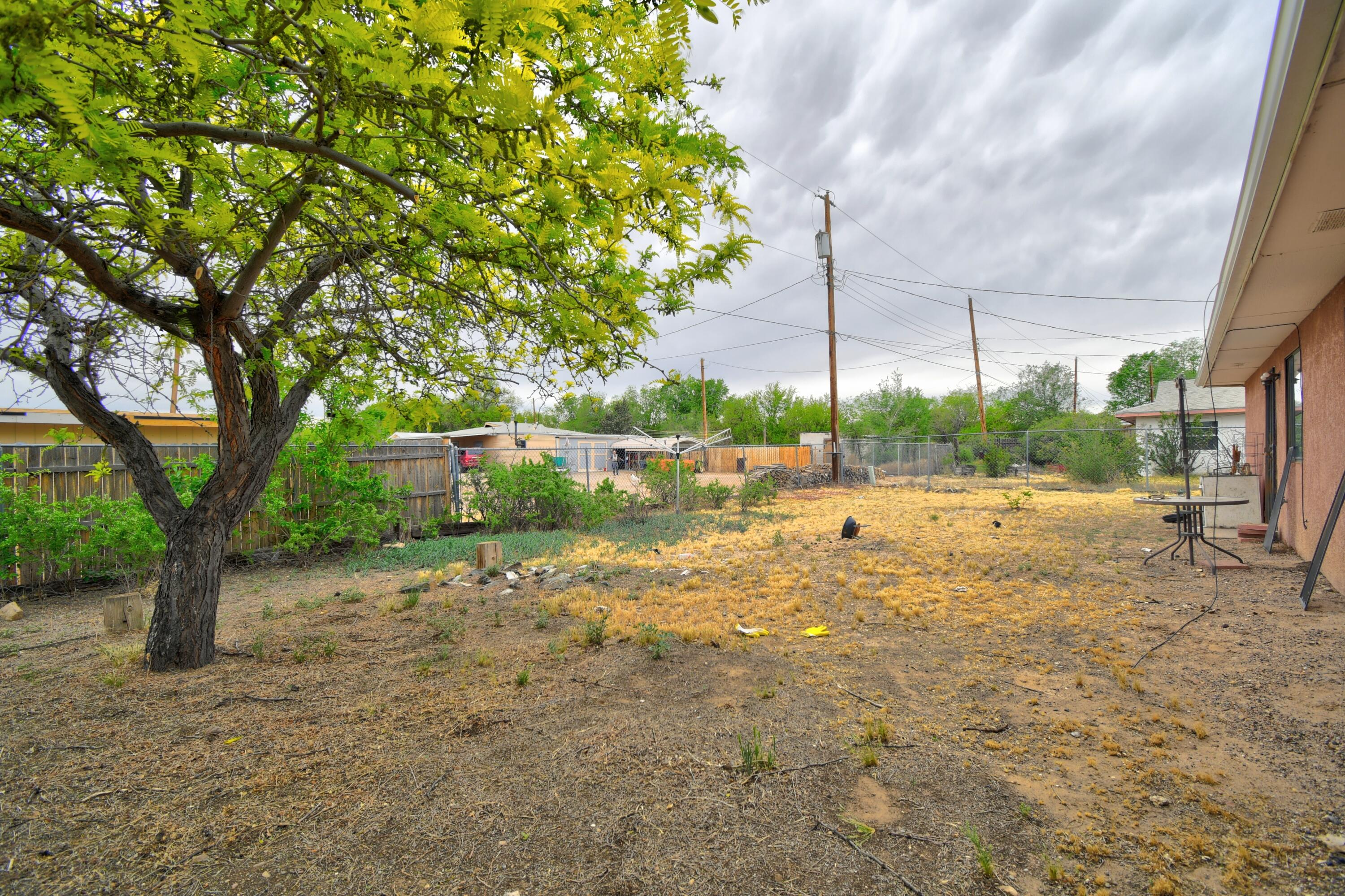 Photo 3 — 823 La Luz Drive