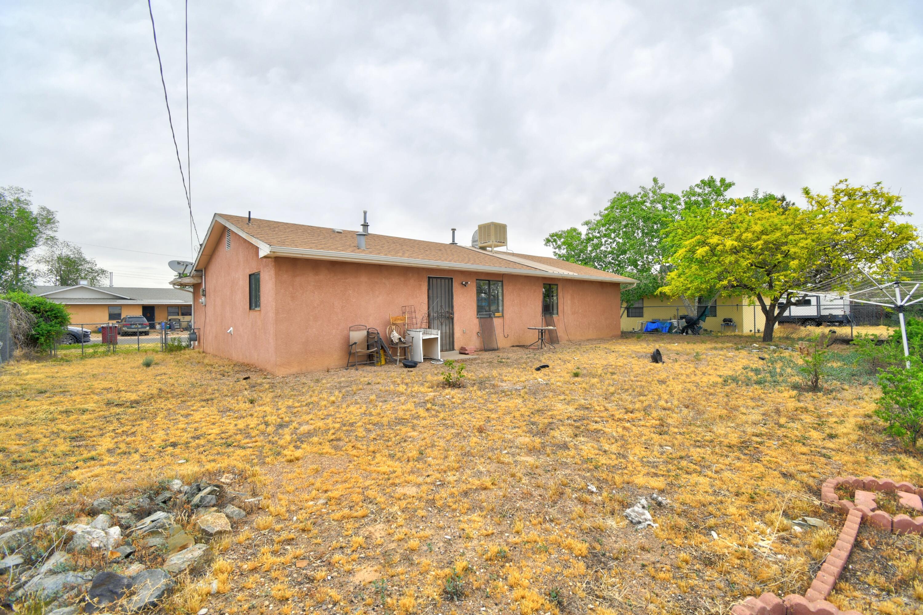 Photo 2 — 823 La Luz Drive