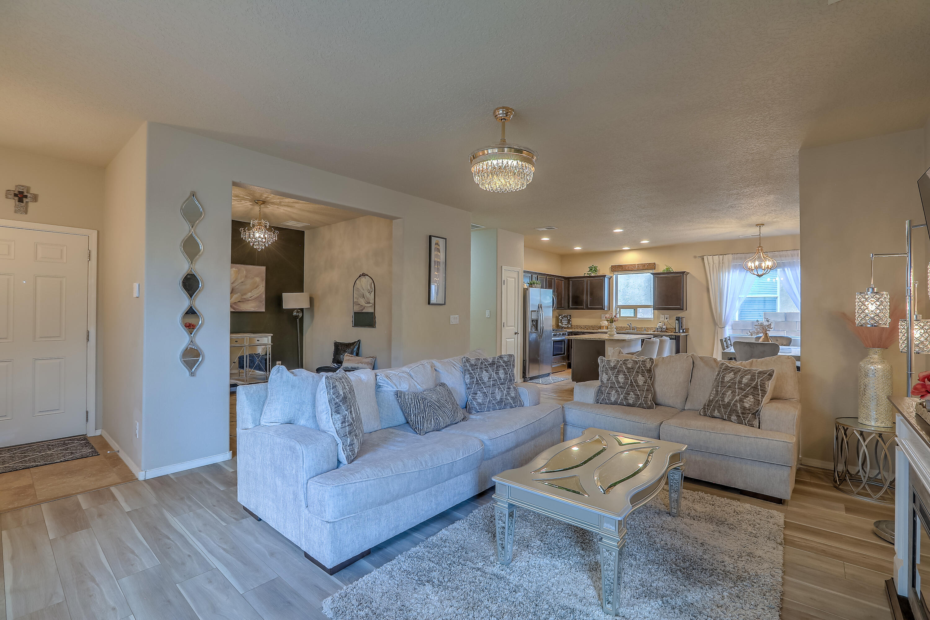 Photo 4 — 9312 Silver Mesa Street NW
