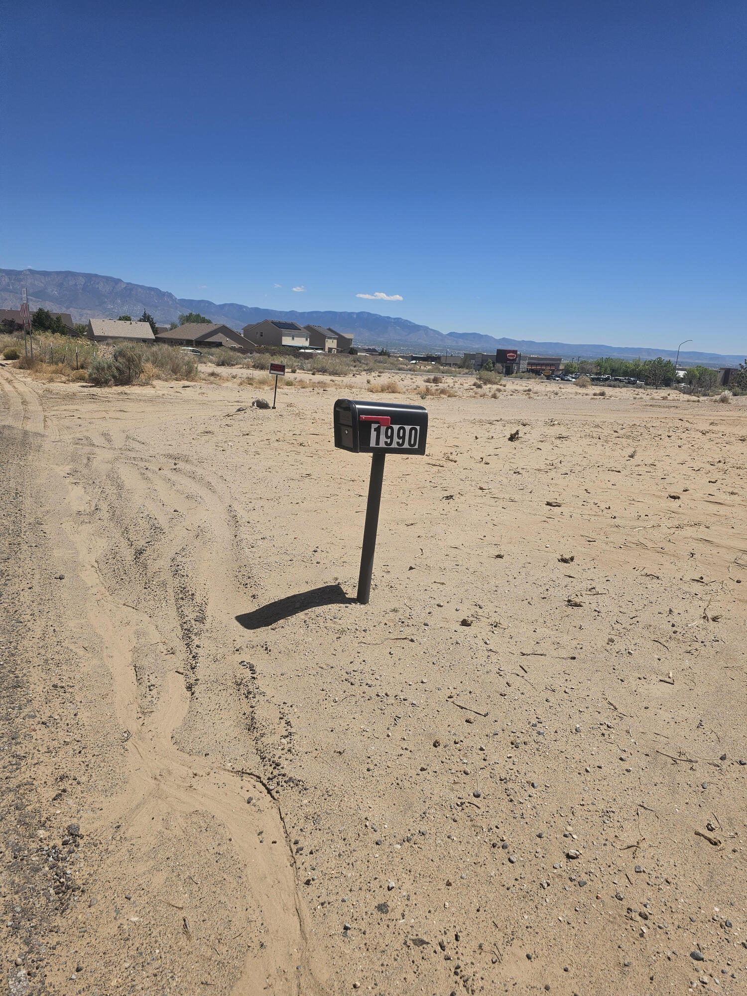 1990 12th Avenue SE, Rio Rancho, NM 87124