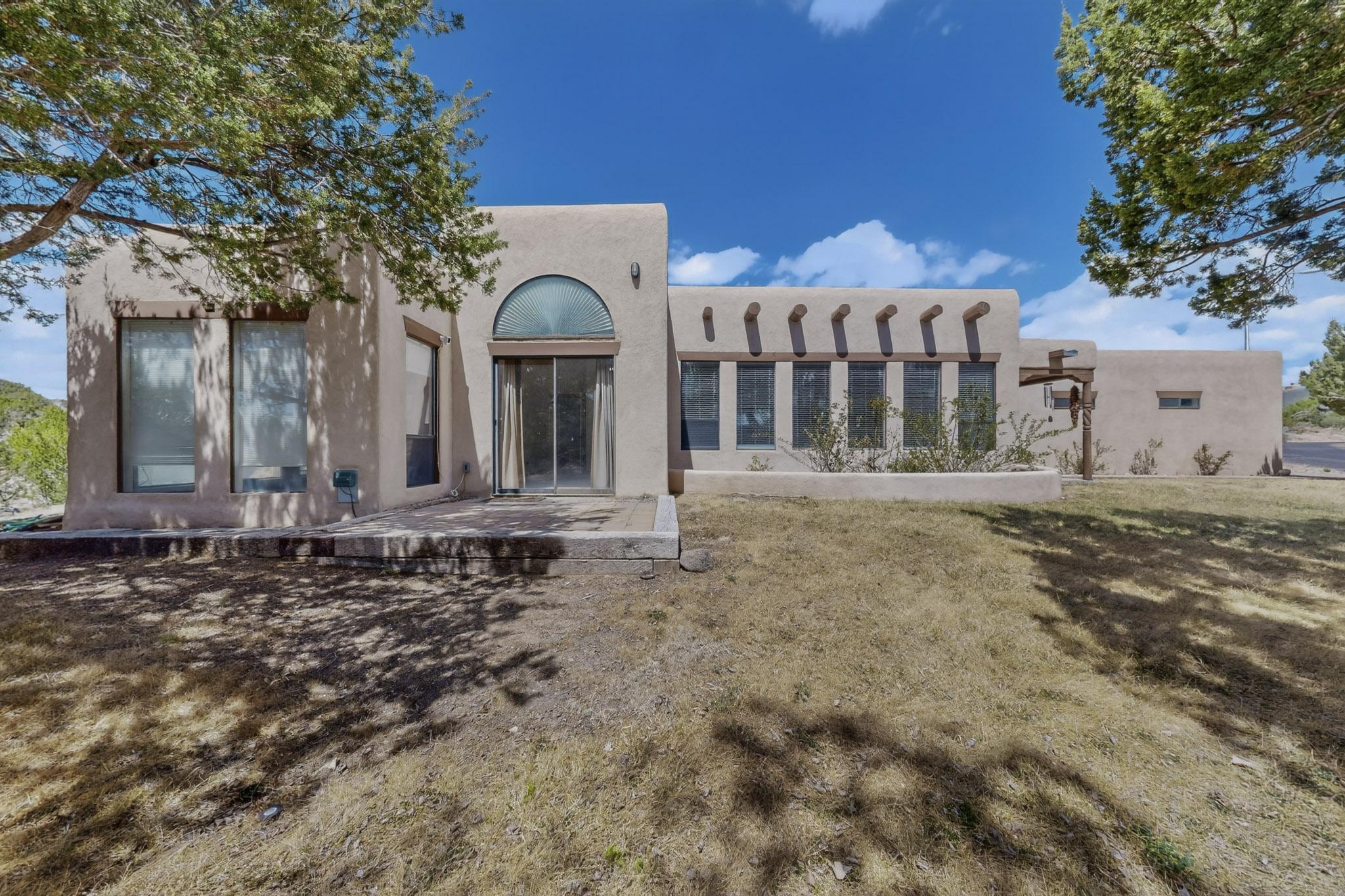 6516 Horseshoe Drive, Cochiti Lake, NM 87083