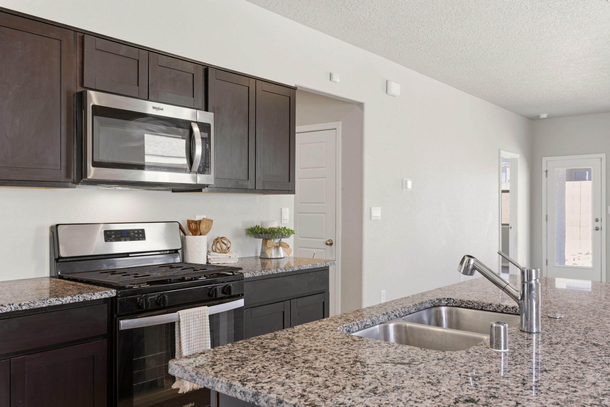 Photo 18 — 10671 Savoya Lane SW