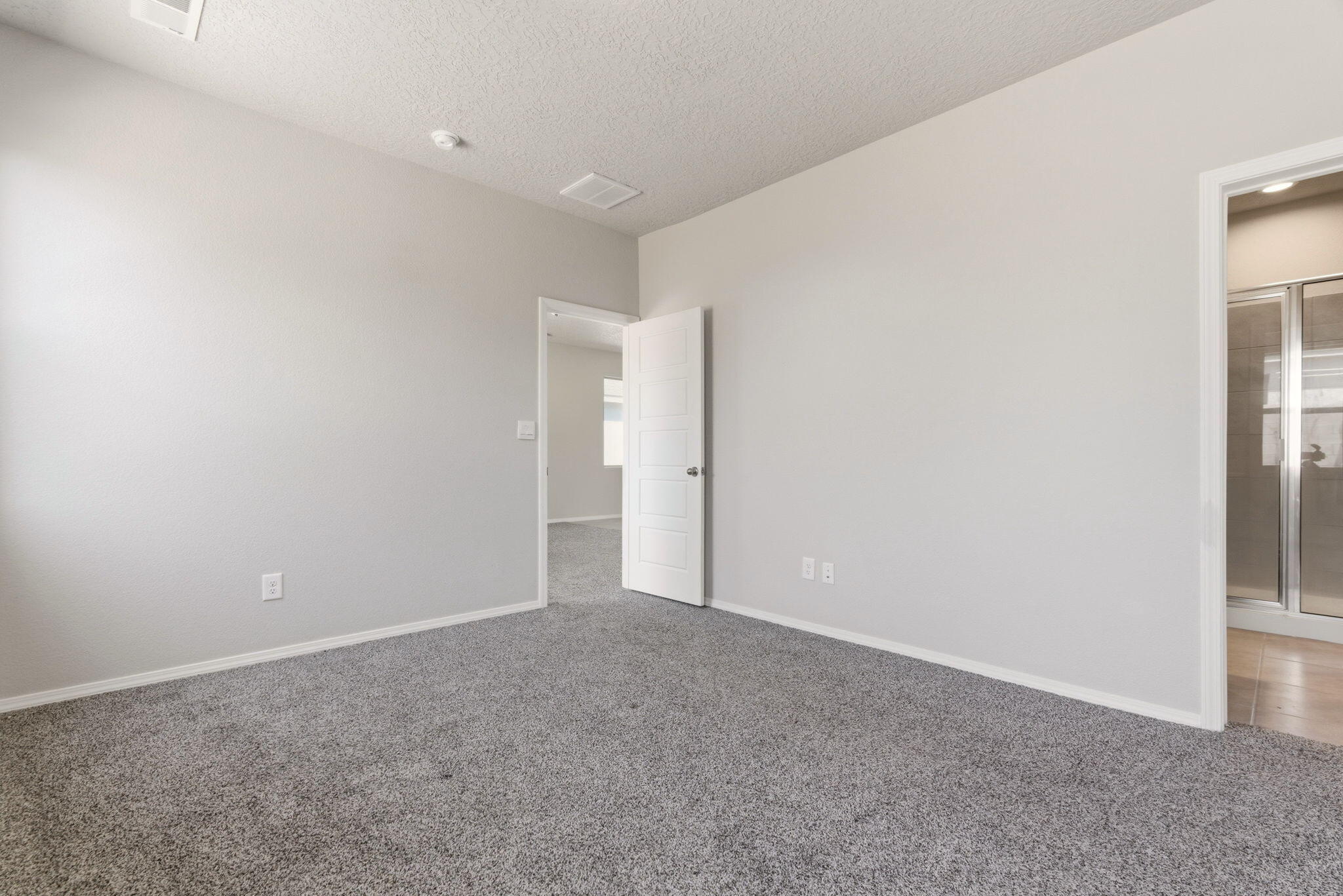 Photo 11 — 10671 Savoya Lane SW