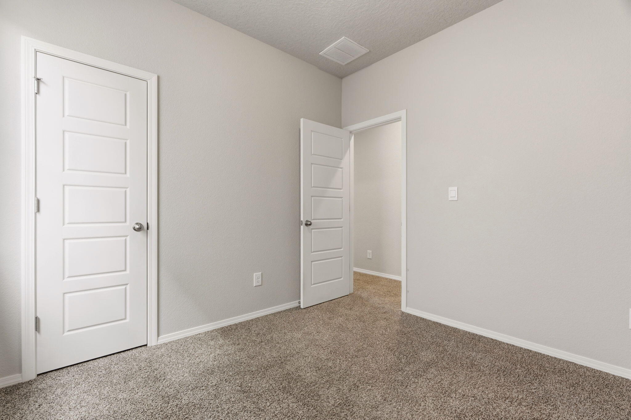 Photo 4 — 10671 Savoya Lane SW