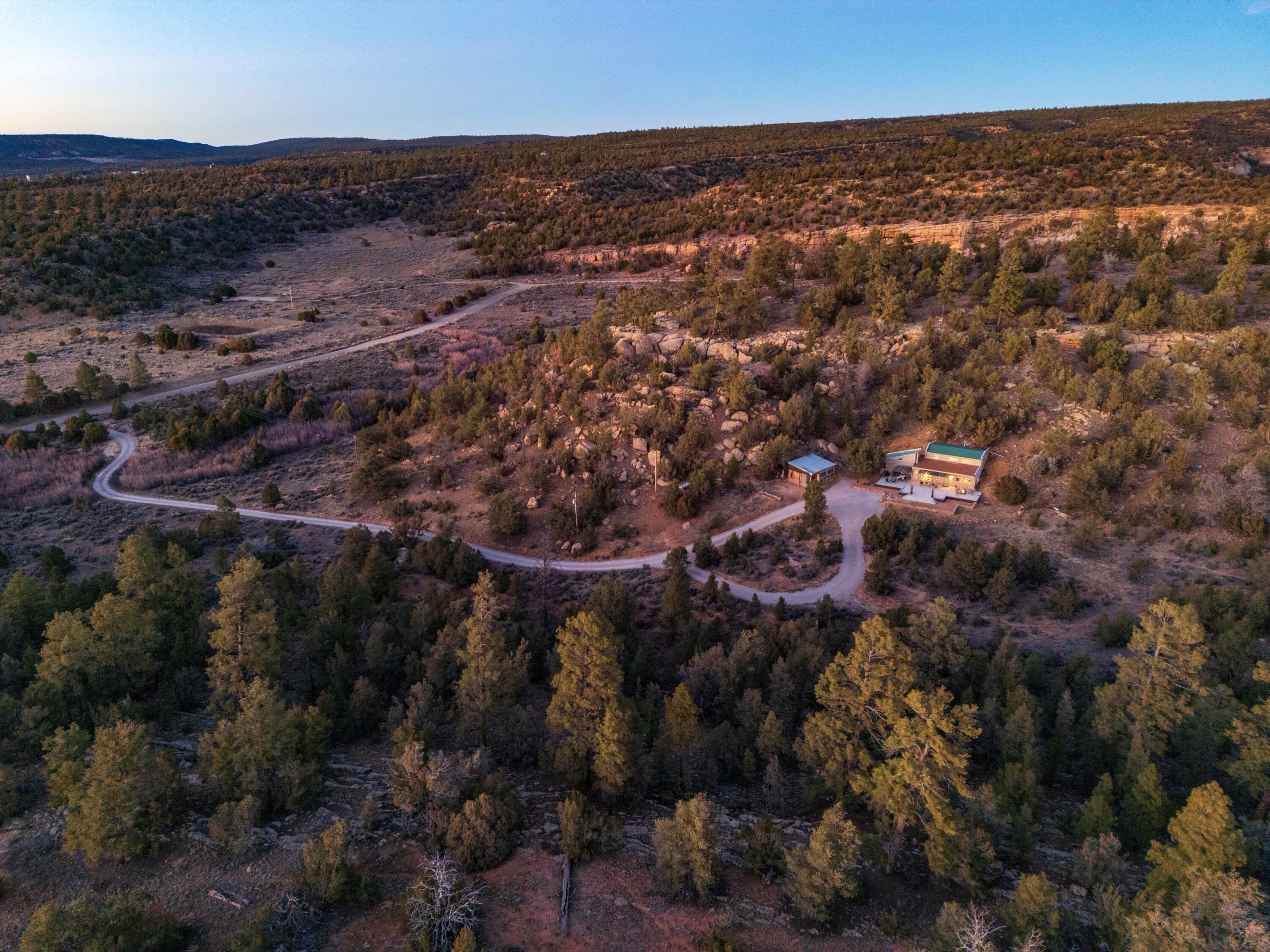 Photo 9 — 34 Canyon Road