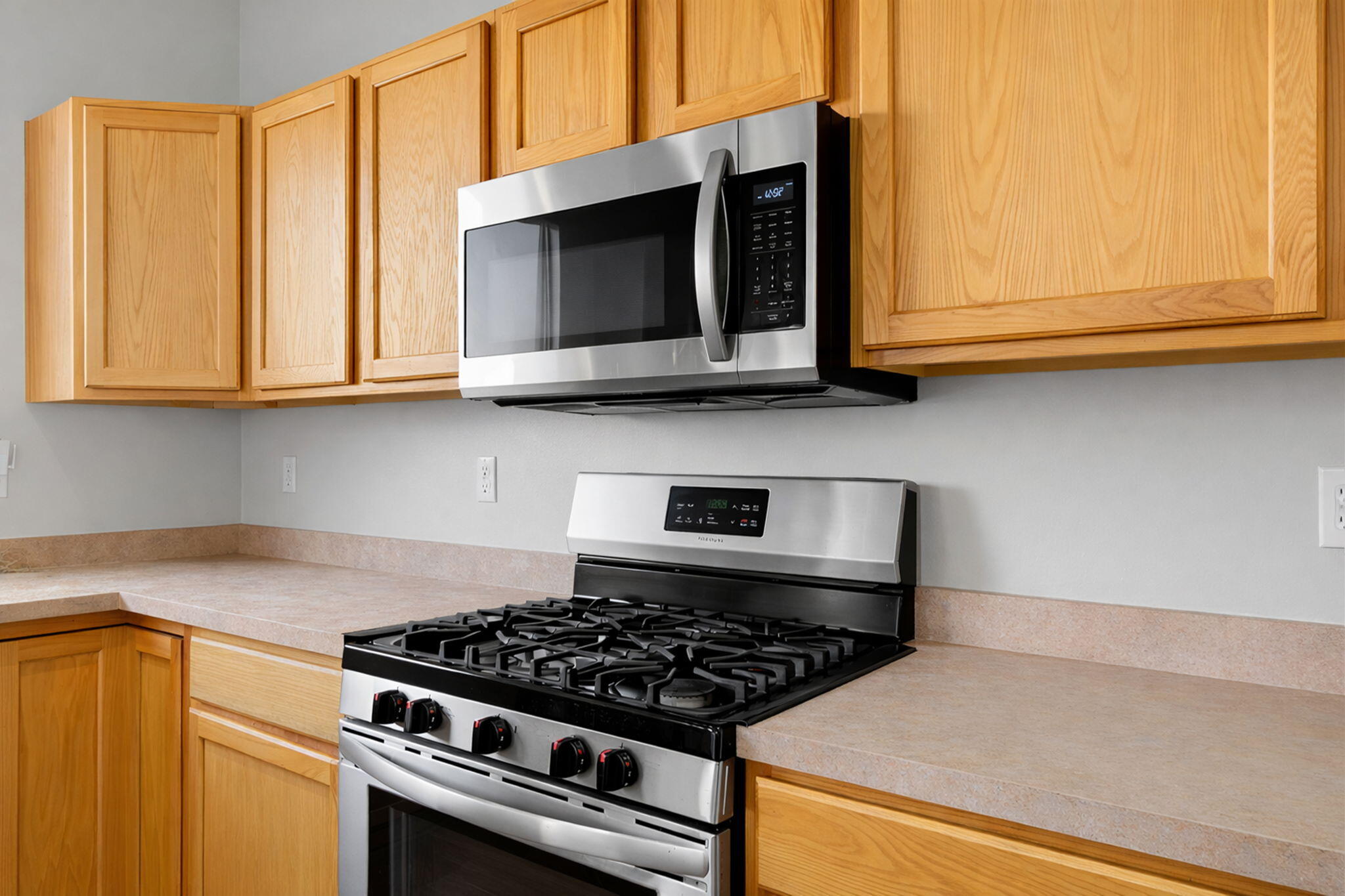 Photo 17 — 1021 Toscana Drive SE