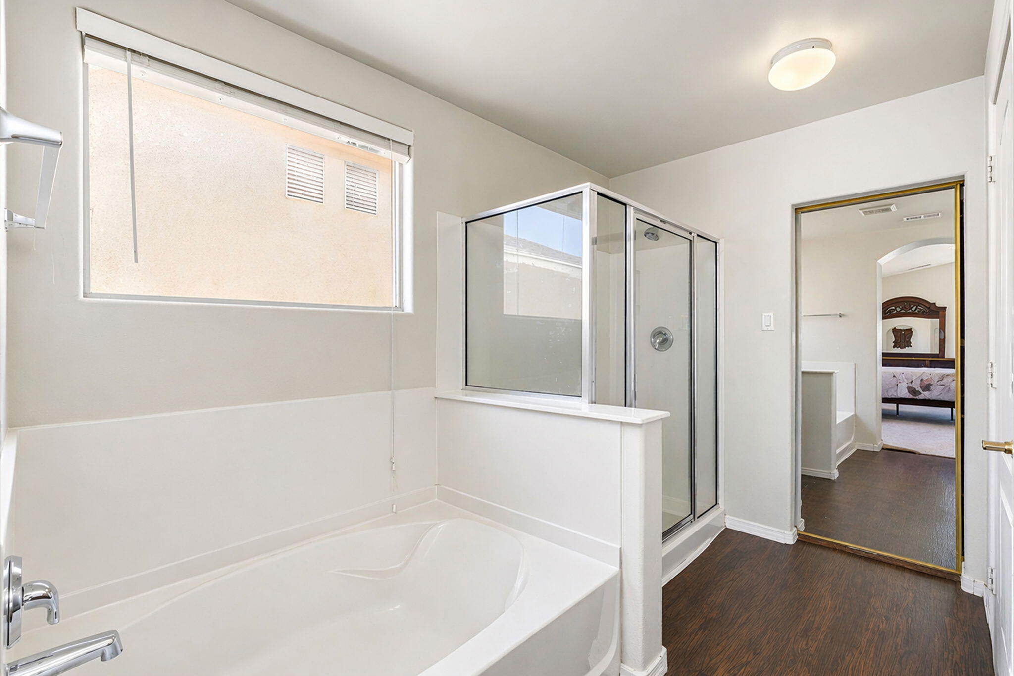 Photo 12 — 1021 Toscana Drive SE