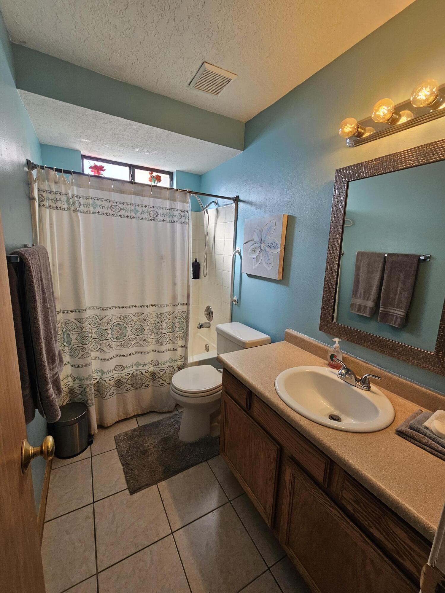 Photo 17 — 6329 Mesquite Drive NW
