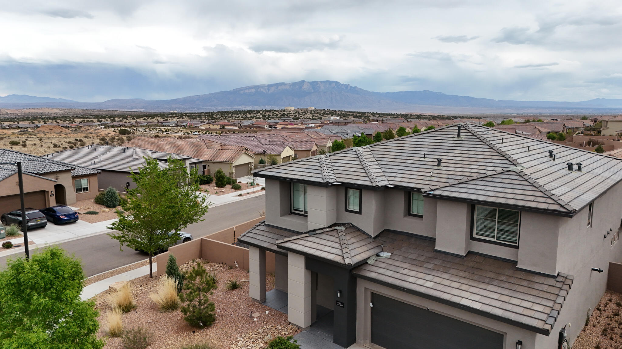 Photo 11 — 2826 Kings Canyon Loop NE