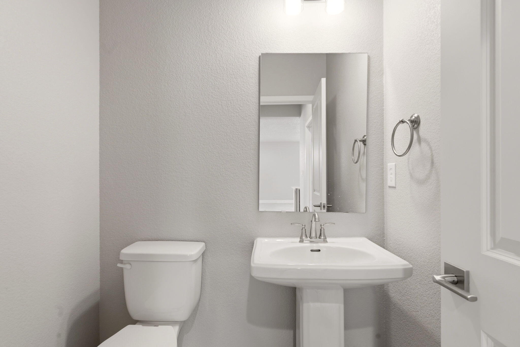 Photo 11 — 4301 Mountain Trail Loop NE