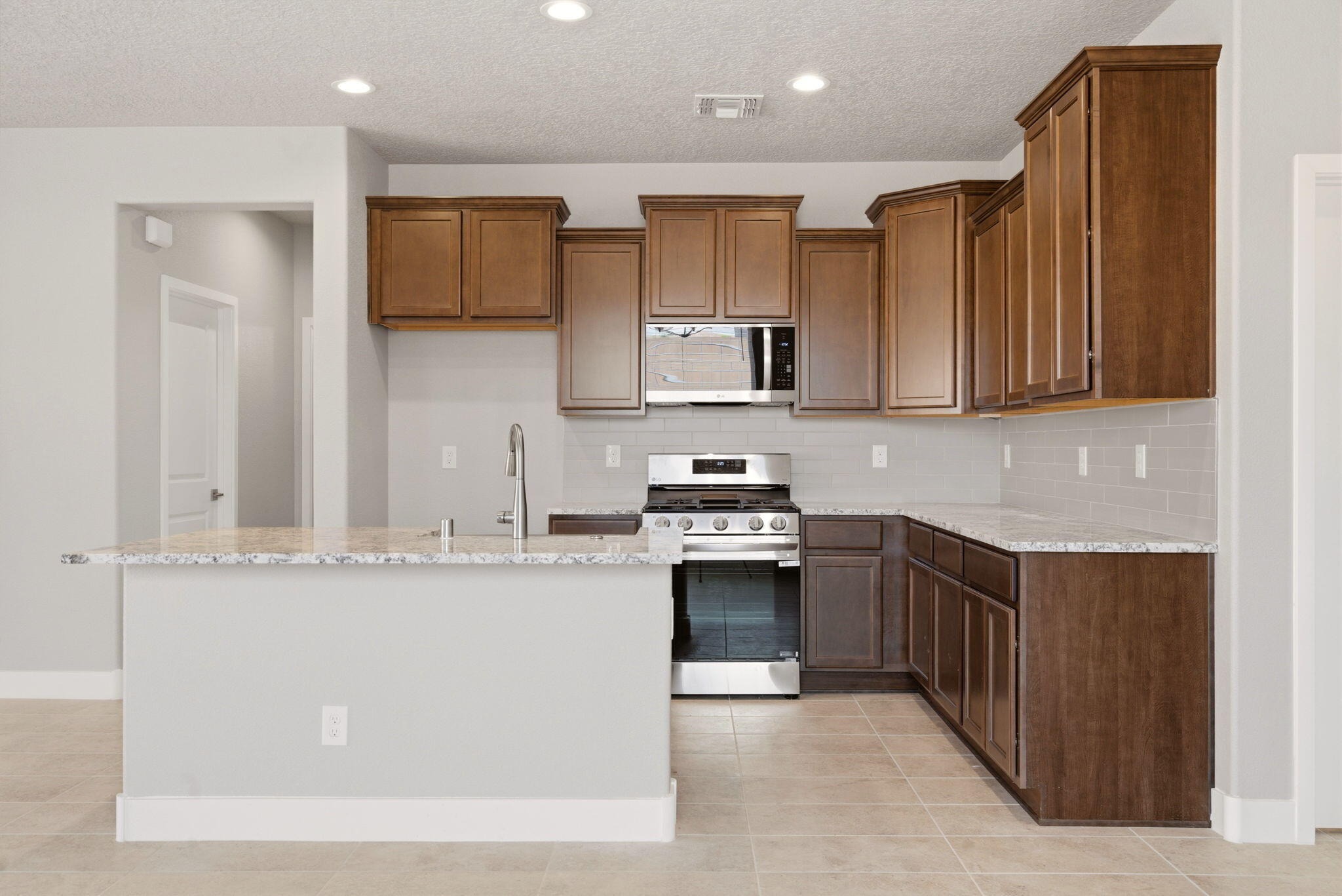 Photo 18 — 4301 Mountain Trail Loop NE