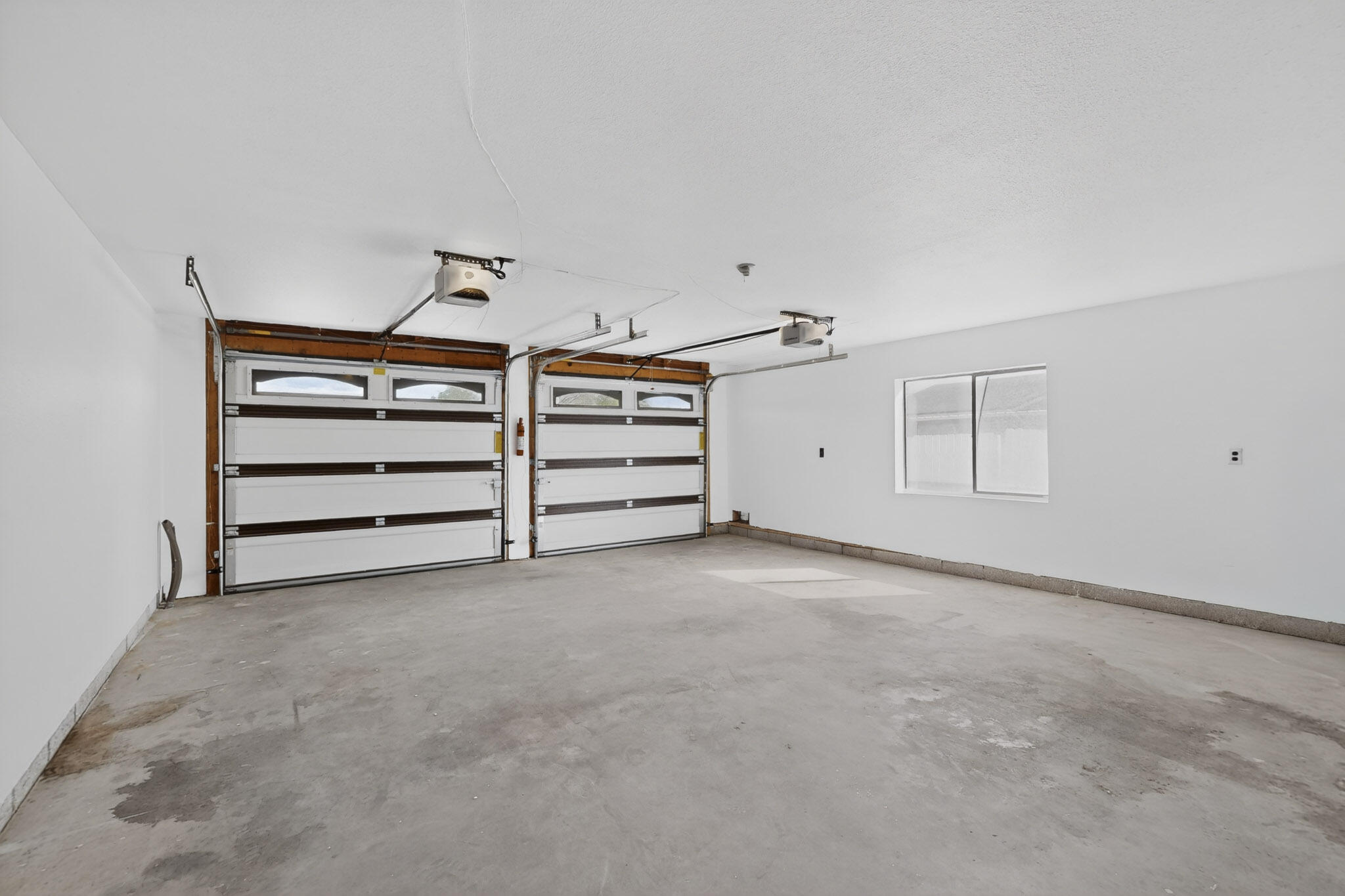 Photo 11 — 1401 35th Circle SE
