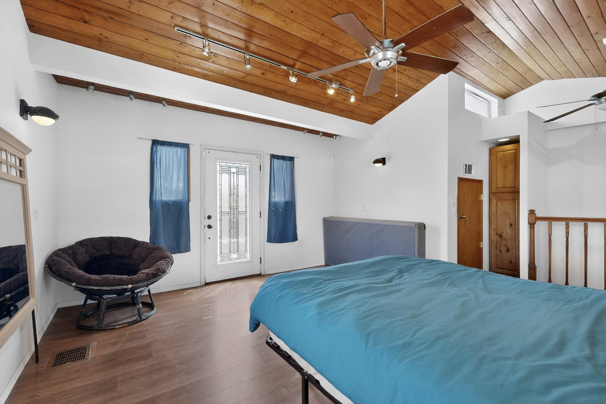 Photo 4 — 2115 Hollywood Avenue NW