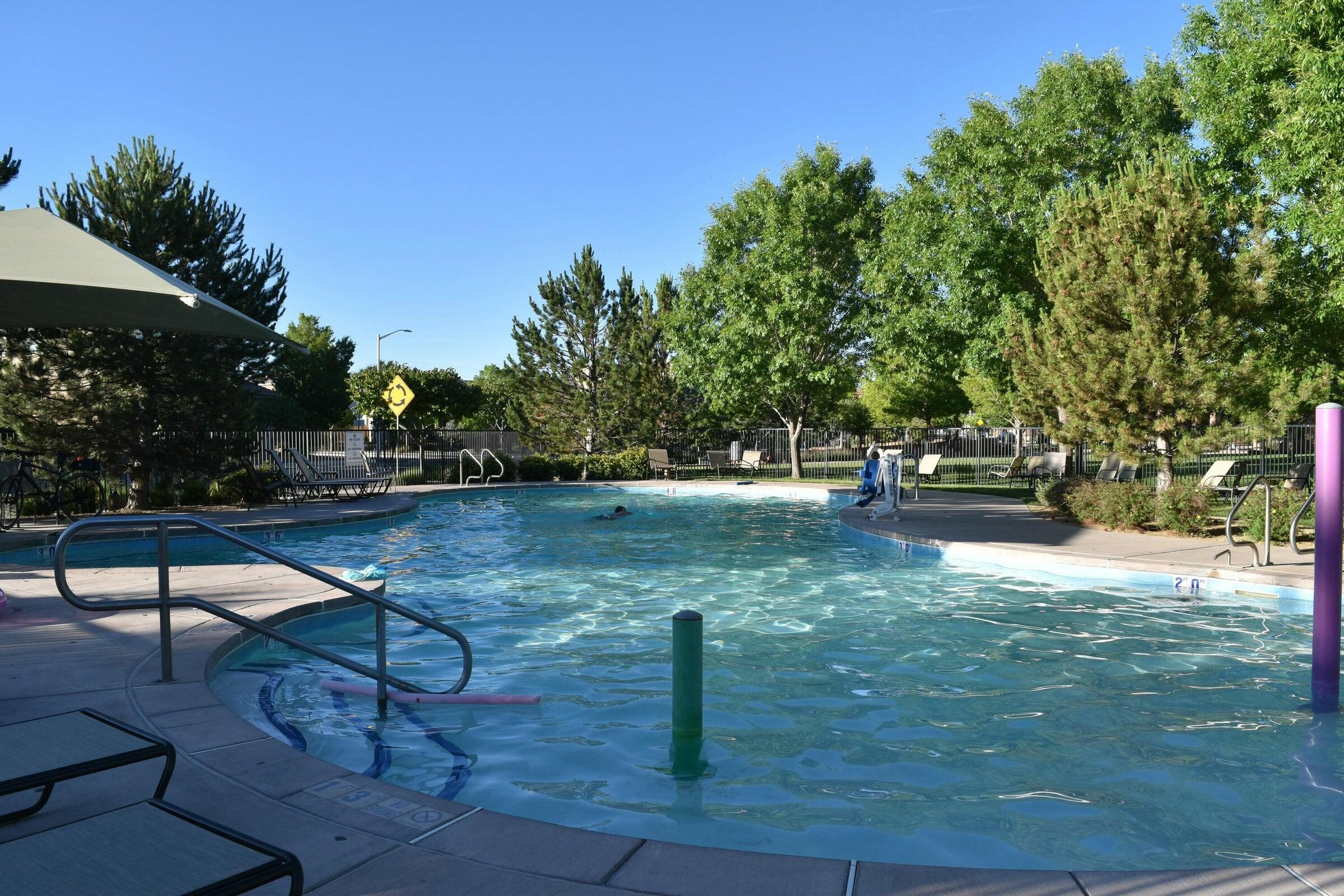 Photo 6 — 6028 NAUMAN Drive SE
