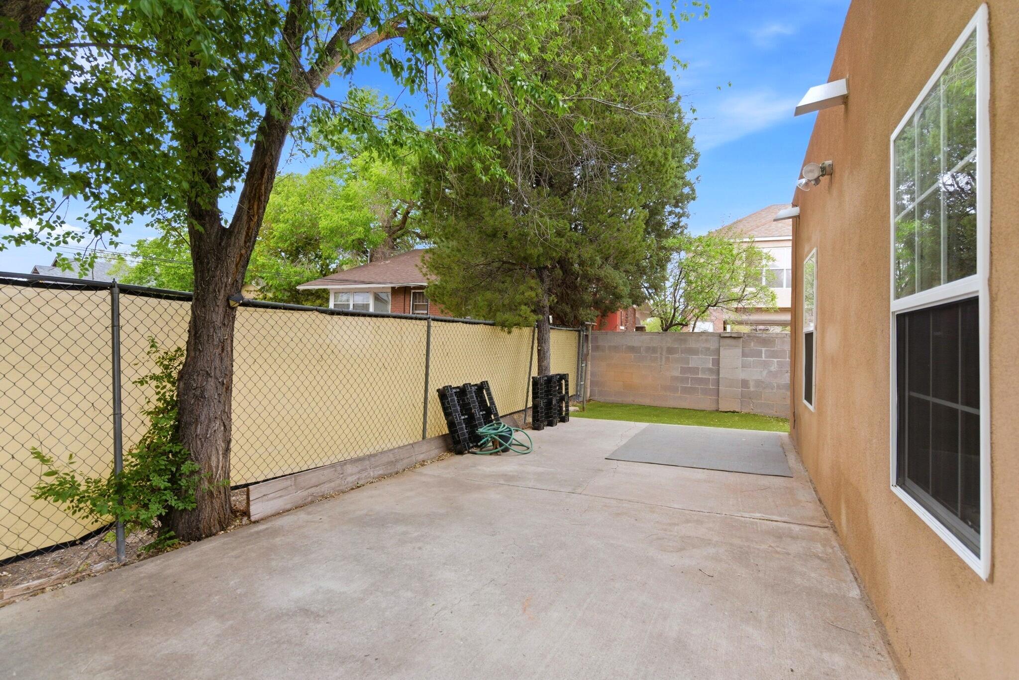 Photo 4 — 615 Keleher Avenue NW