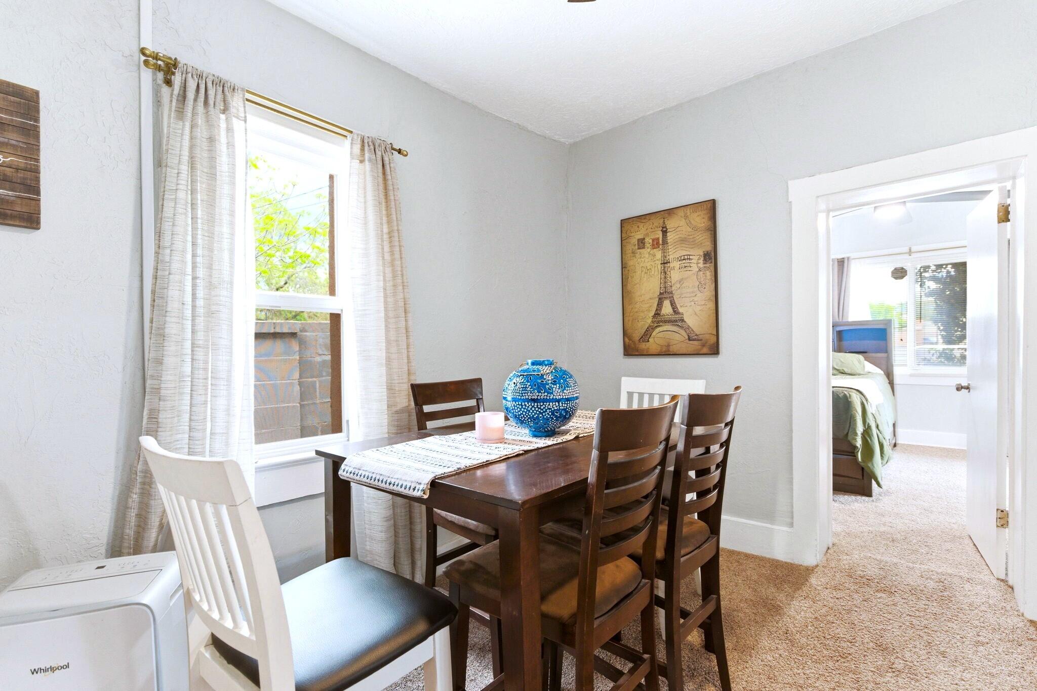 Photo 18 — 615 Keleher Avenue NW