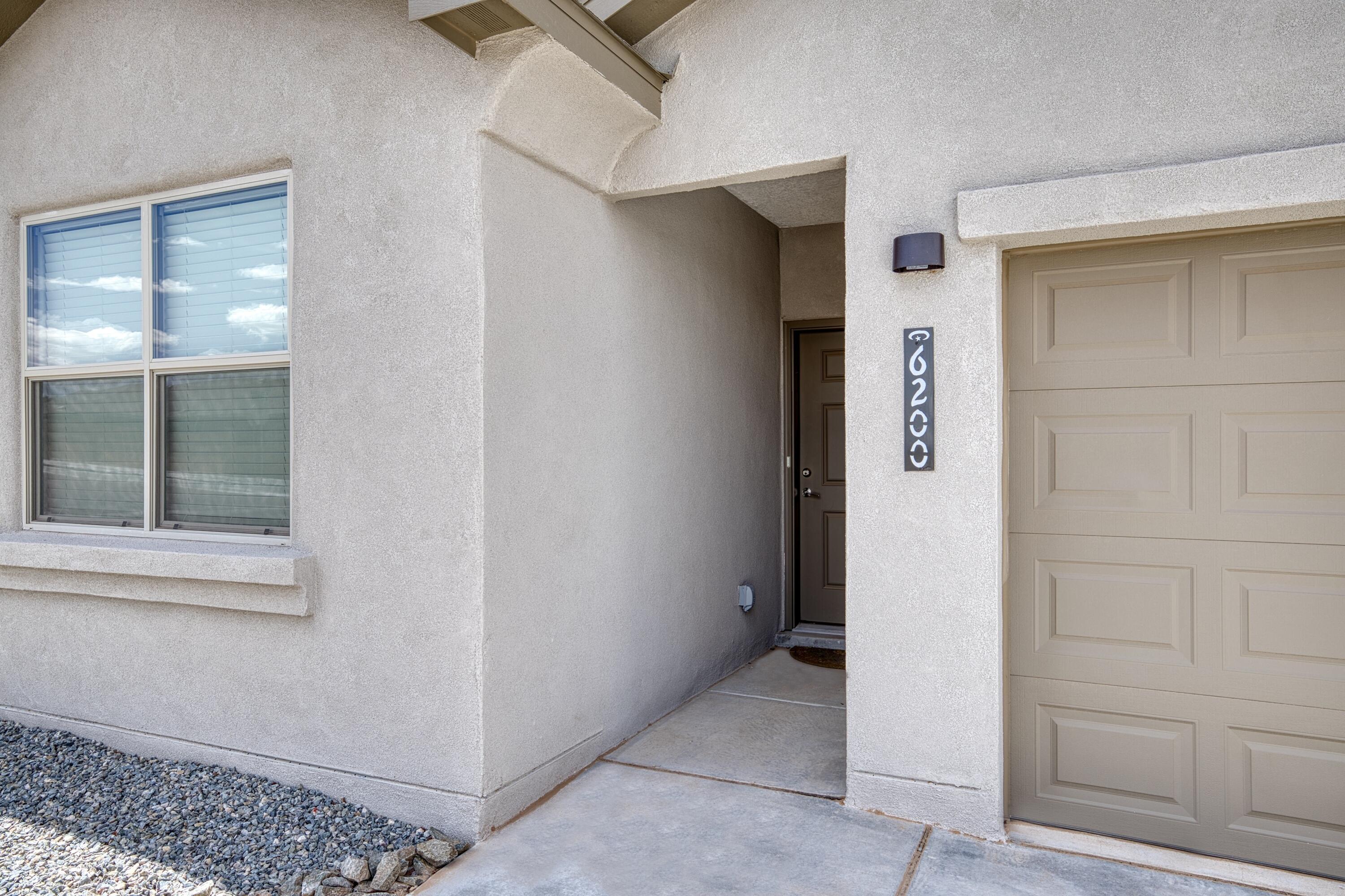 Photo 11 — 6200 N White Hawk Drive NE