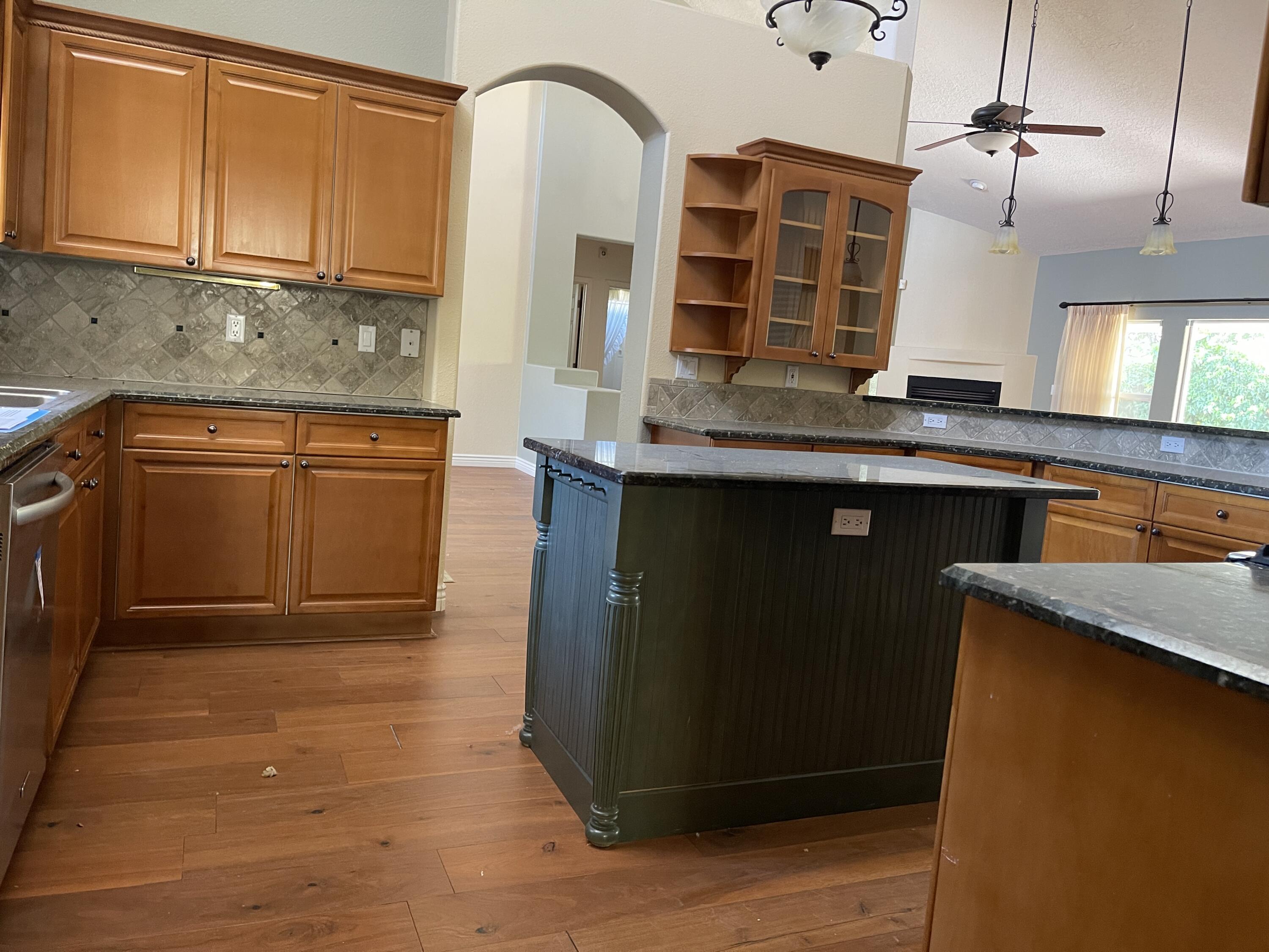 Photo 18 — 2708 Bosque Del Rio Lane NW