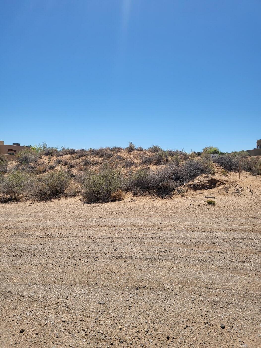 Photo 3 — 6200 La Paz Rd NE