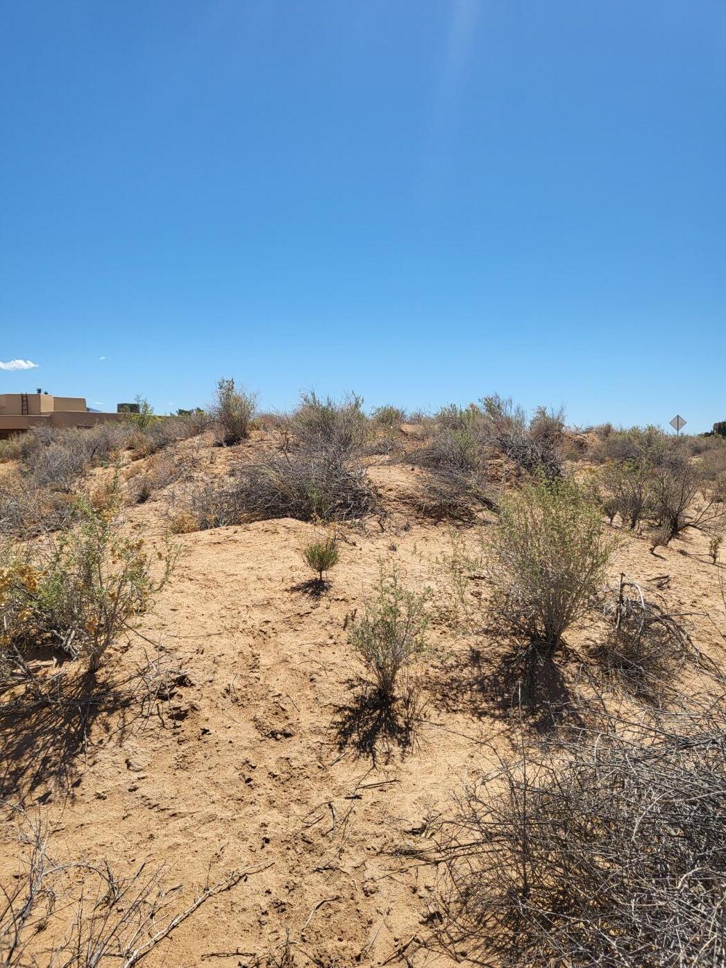 Photo 2 — 6200 La Paz Rd NE