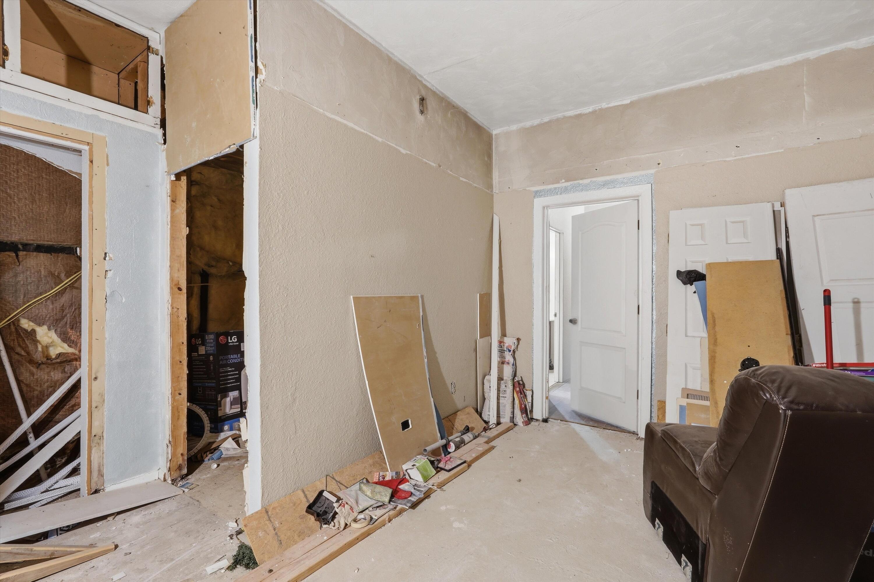 Photo 20 — 600 Balsam Street