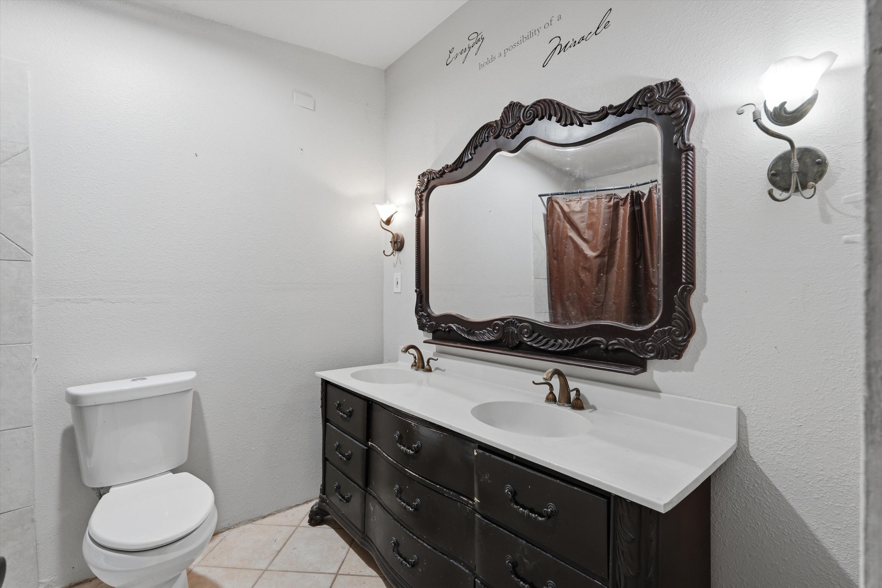 Photo 18 — 600 Balsam Street