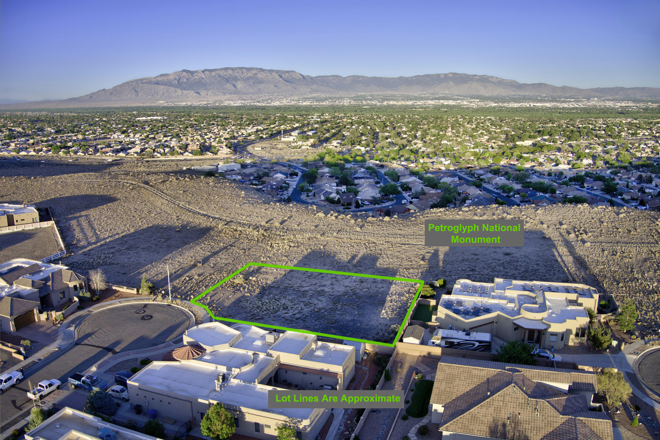 7904 Kibo Drive NW, Albuquerque, NM 87120