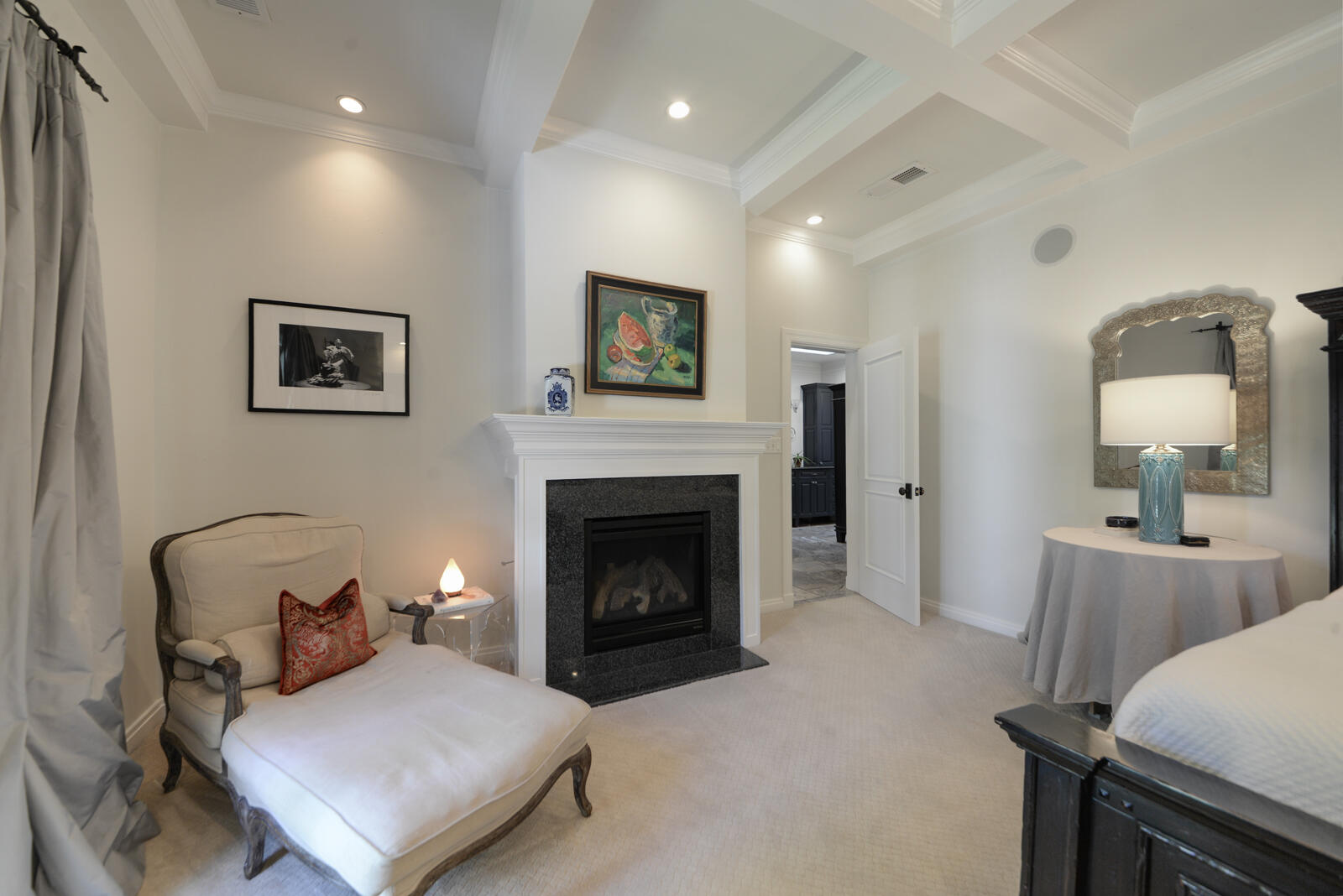 Photo 2 — 314 16th Street SW