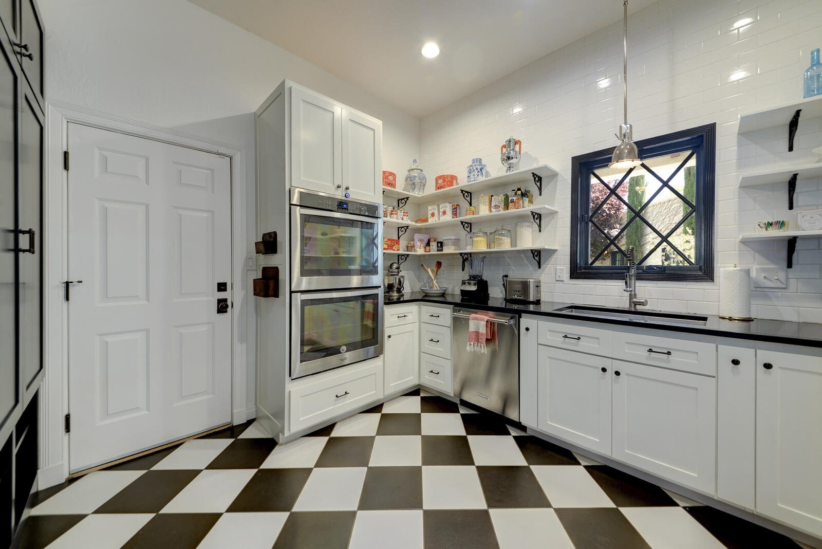 Photo 14 — 314 16th Street SW