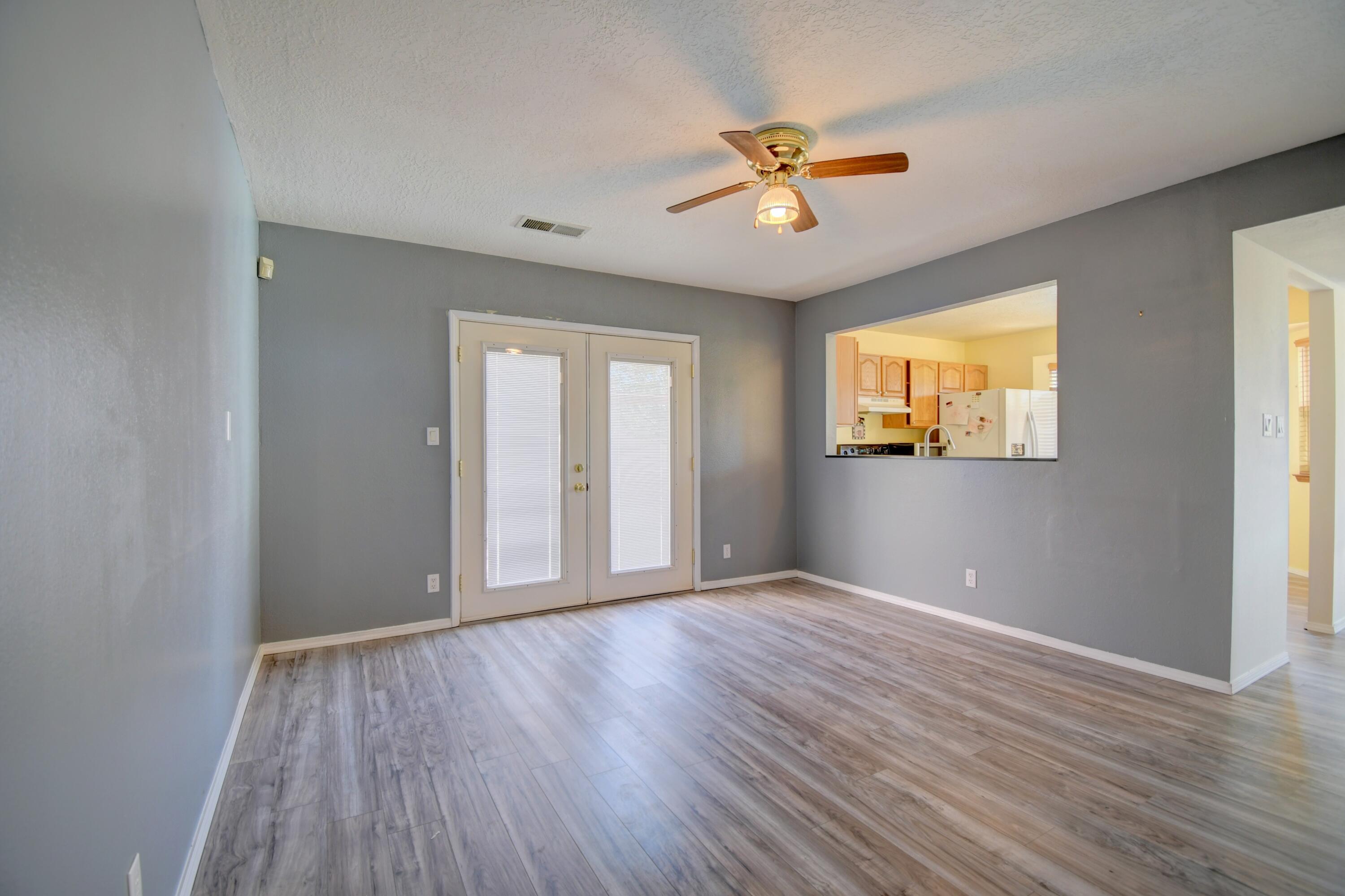 Photo 15 — 2524 Manzano Loop NE