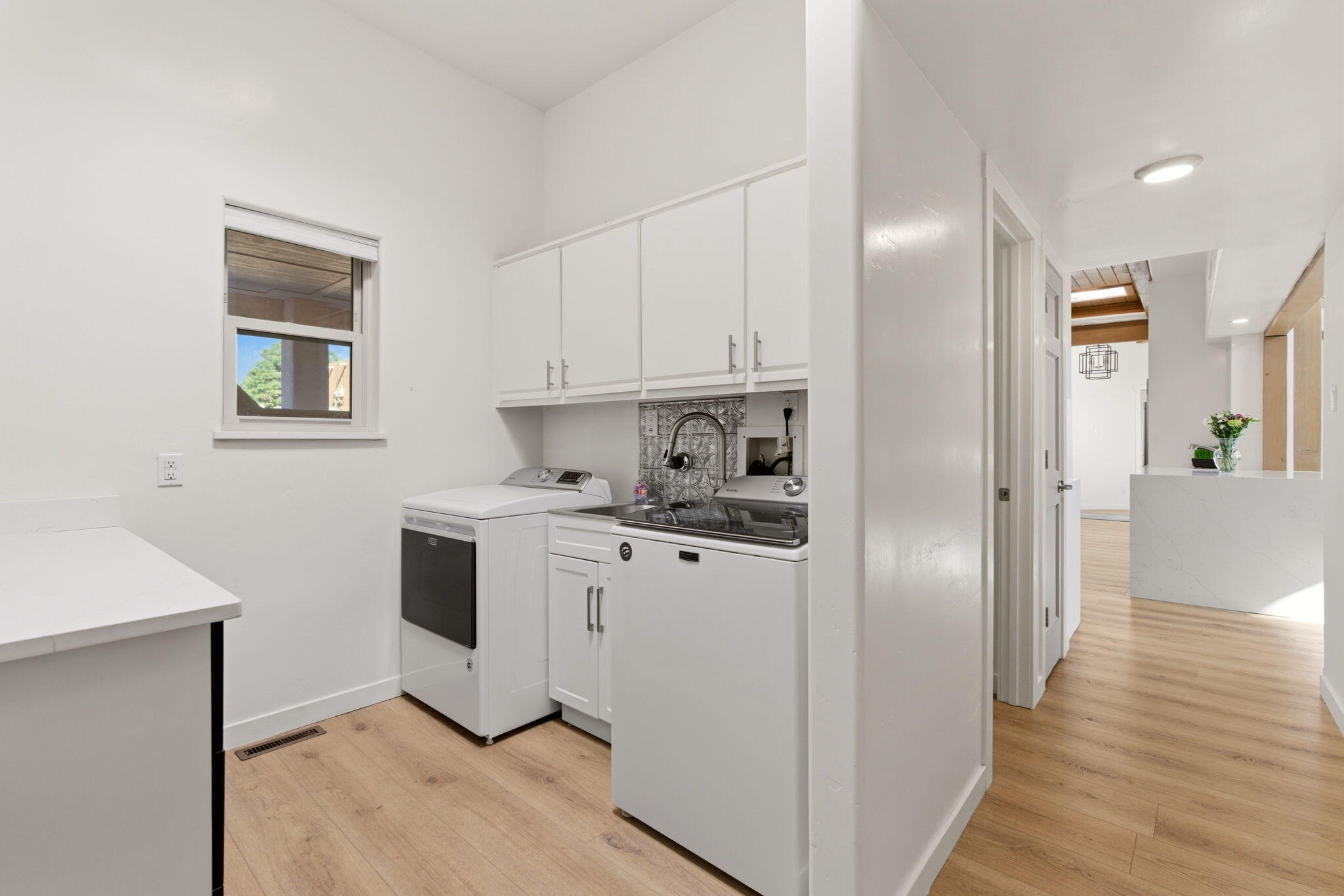 Photo 10 — 1724 Quail Run Court NE