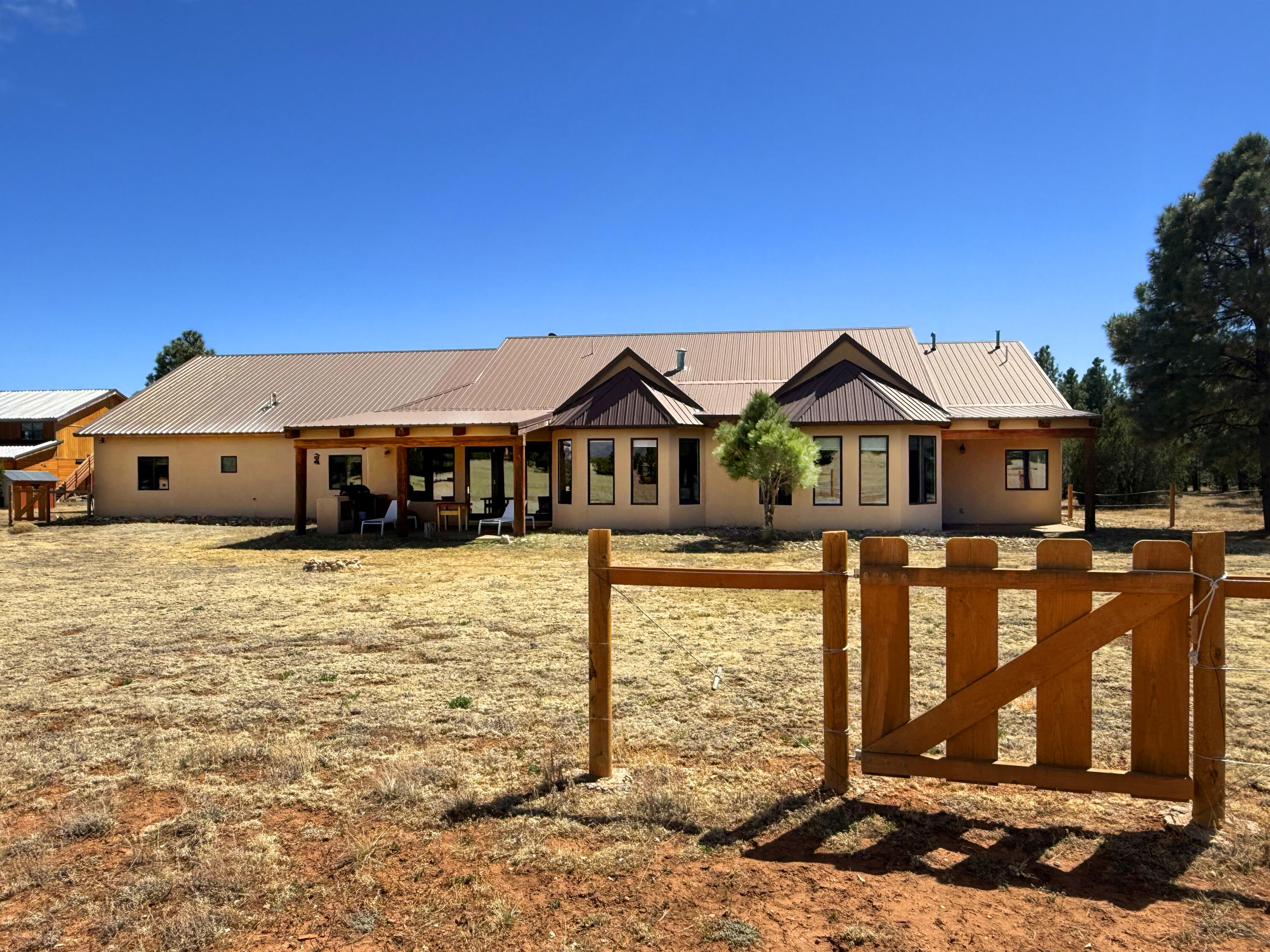 36 Penny Lane, Las Vegas, NM 87701