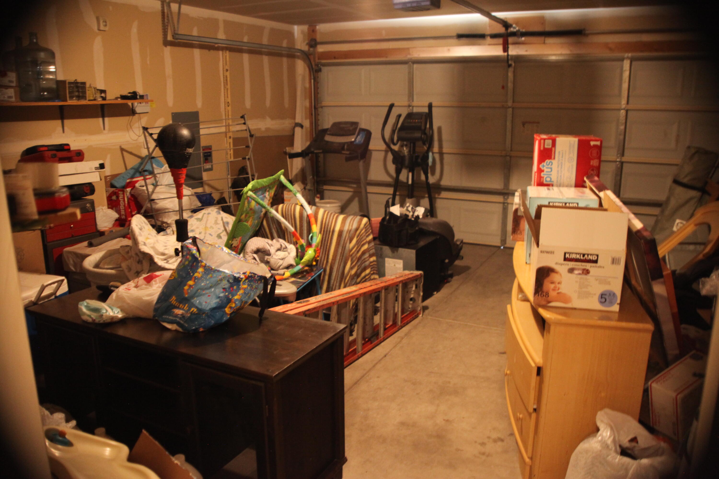Photo 15 — 636 Escavada Street SW