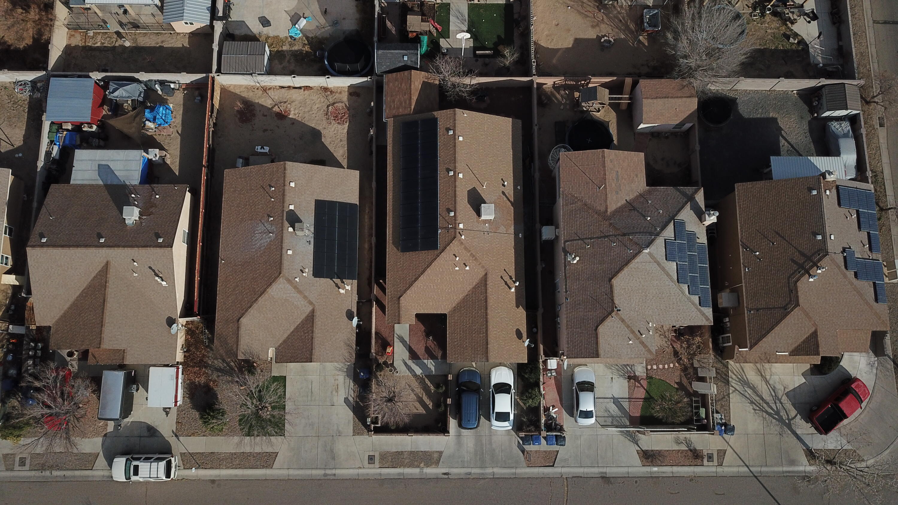 Photo 4 — 636 Escavada Street SW