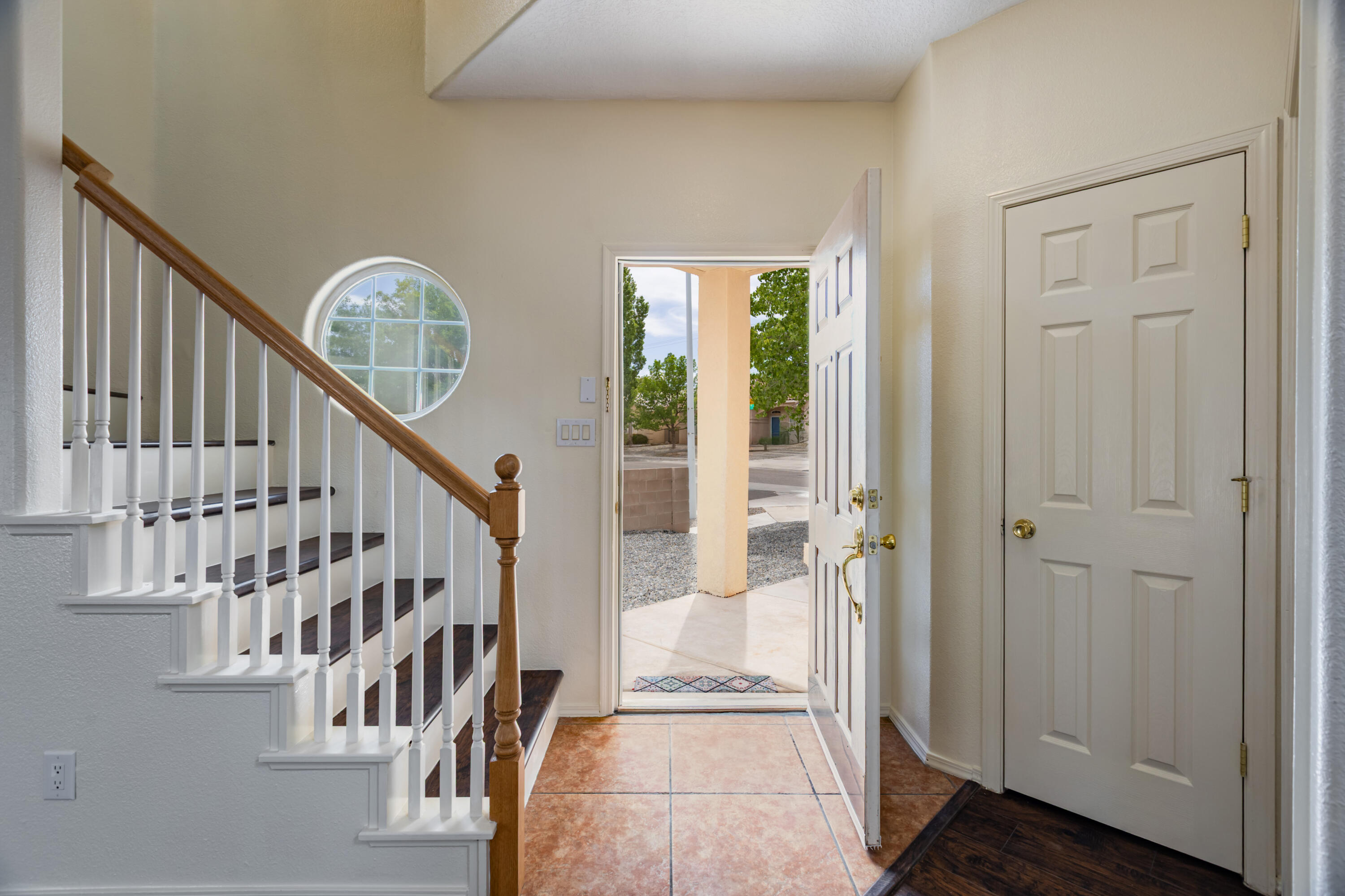 Photo 6 — 4820 Hayden Place NW