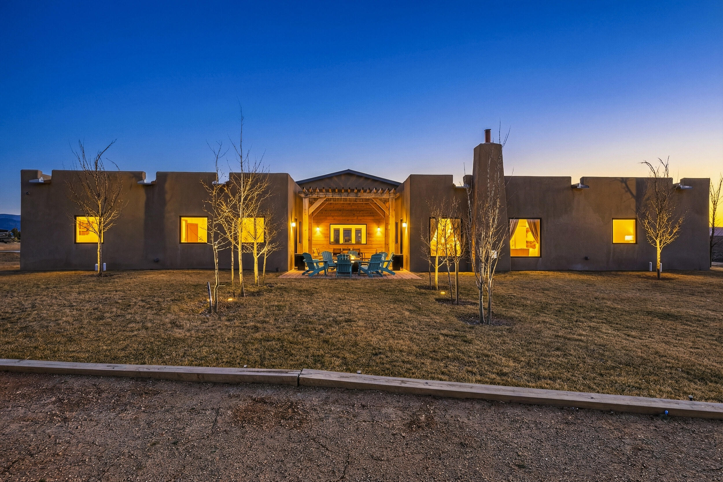 8 Golf Course Drive, Ranchos de Taos, NM 87557