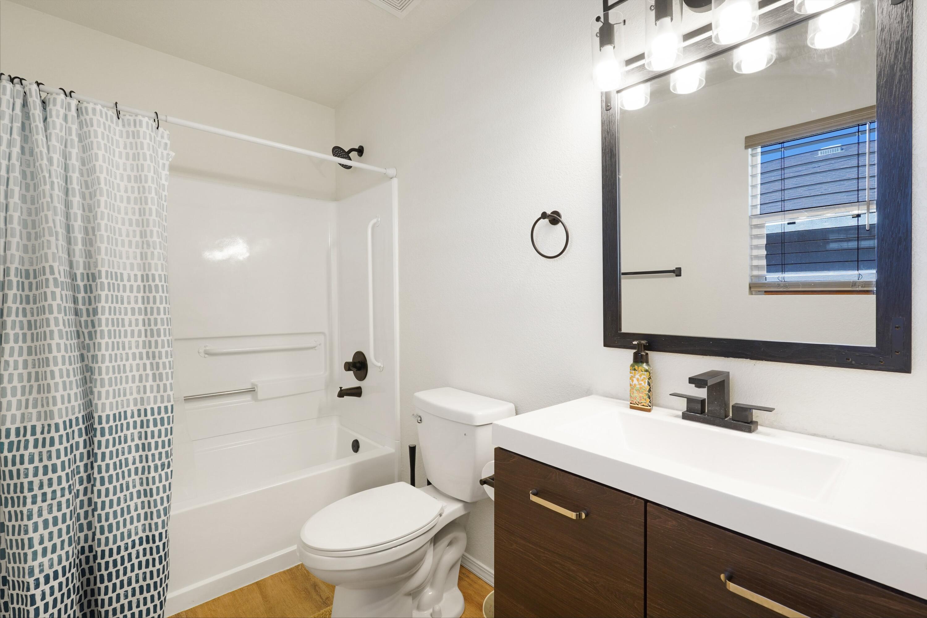 Photo 12 — 6147 Park South Place NW
