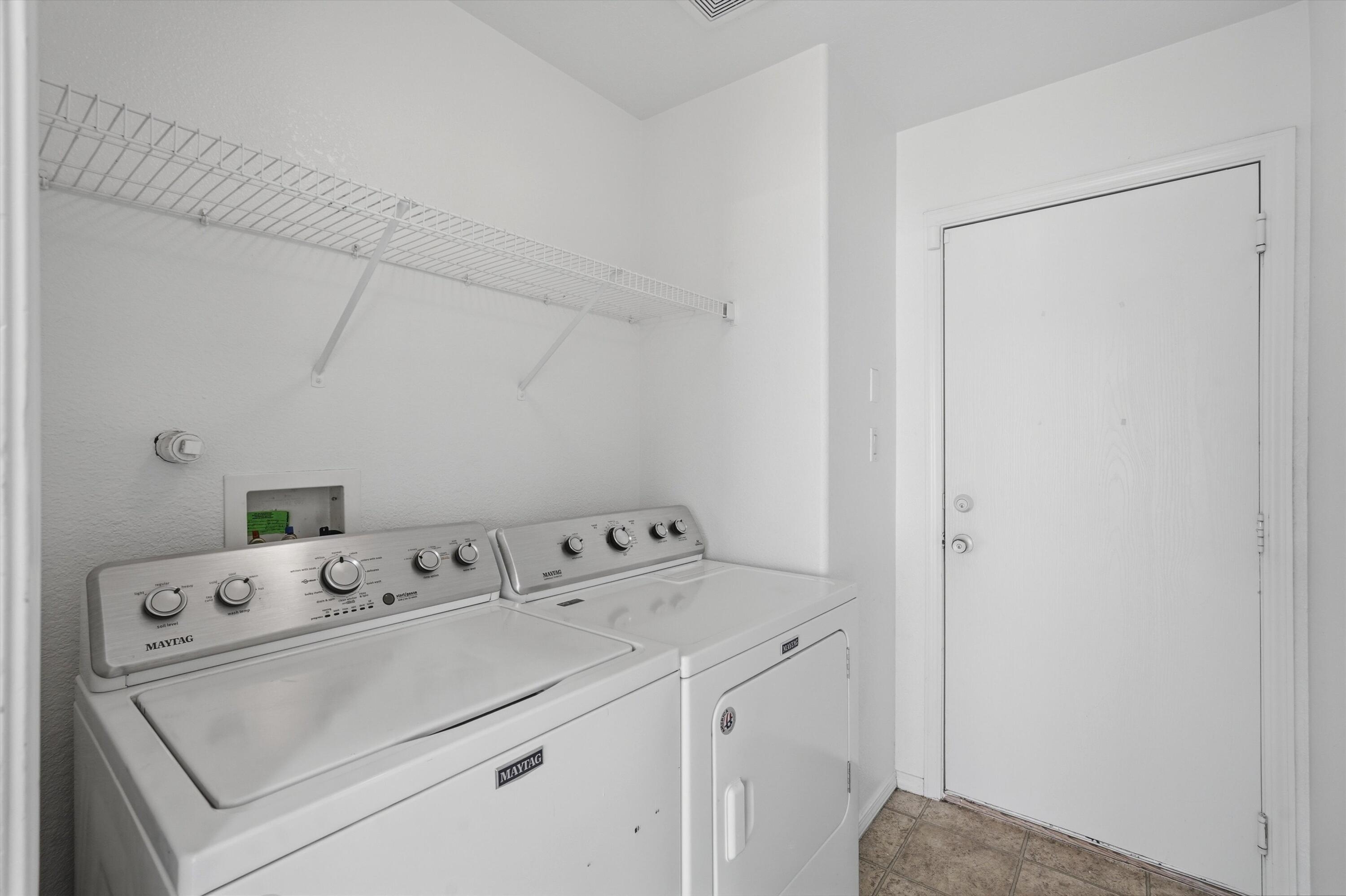 Photo 6 — 2911 Richardson Way SW