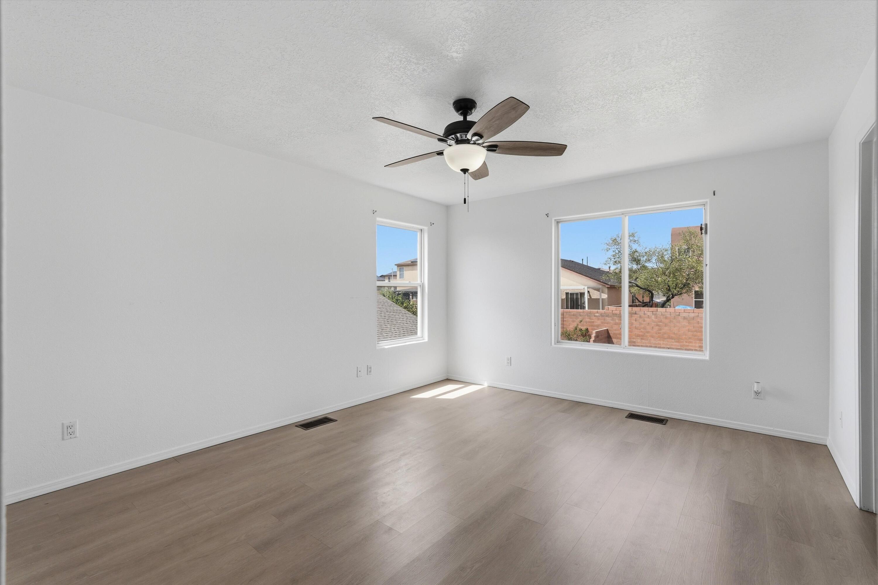 Photo 11 — 2911 Richardson Way SW